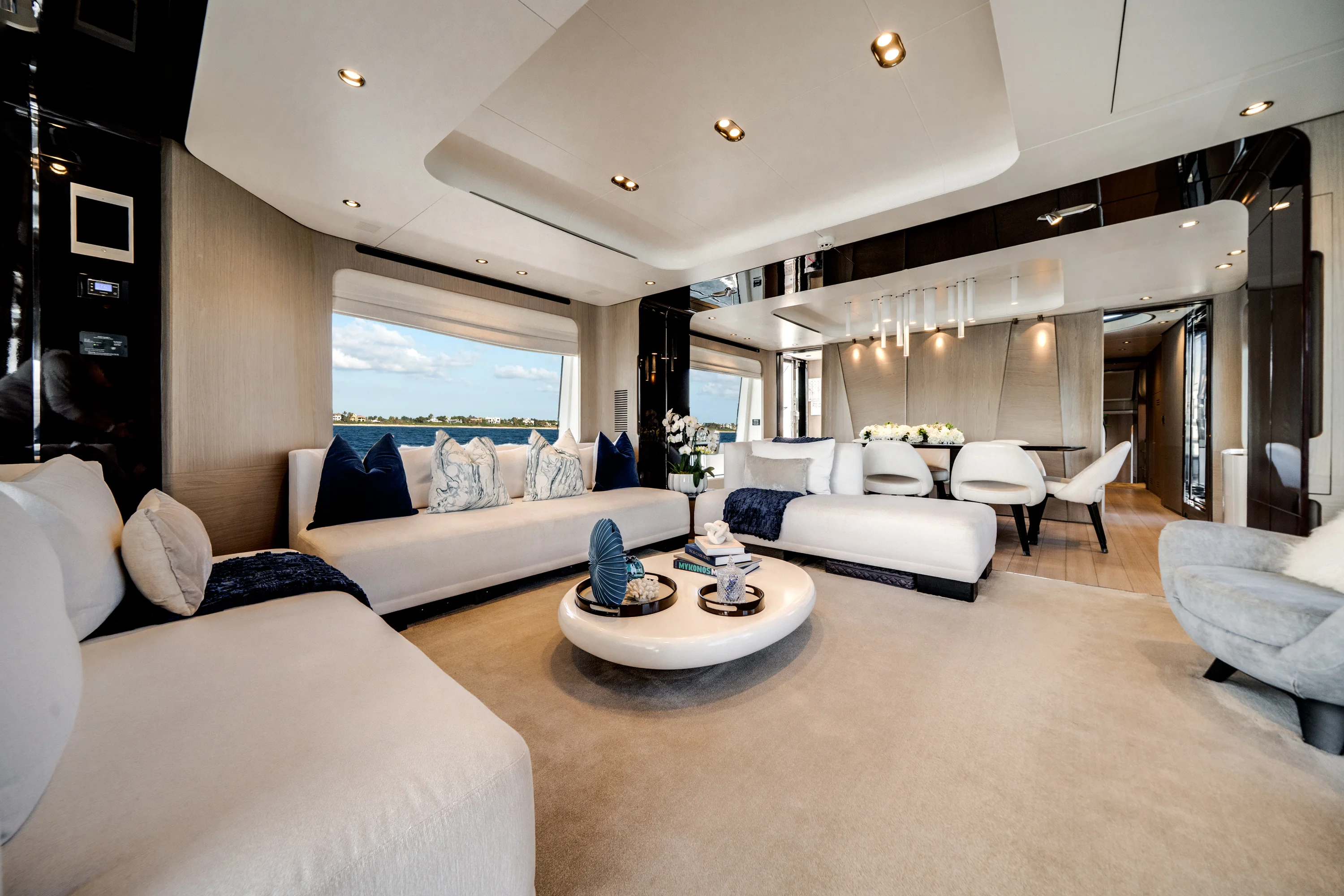 2020 Azimut GRANDE 27M Image Thumbnail #19