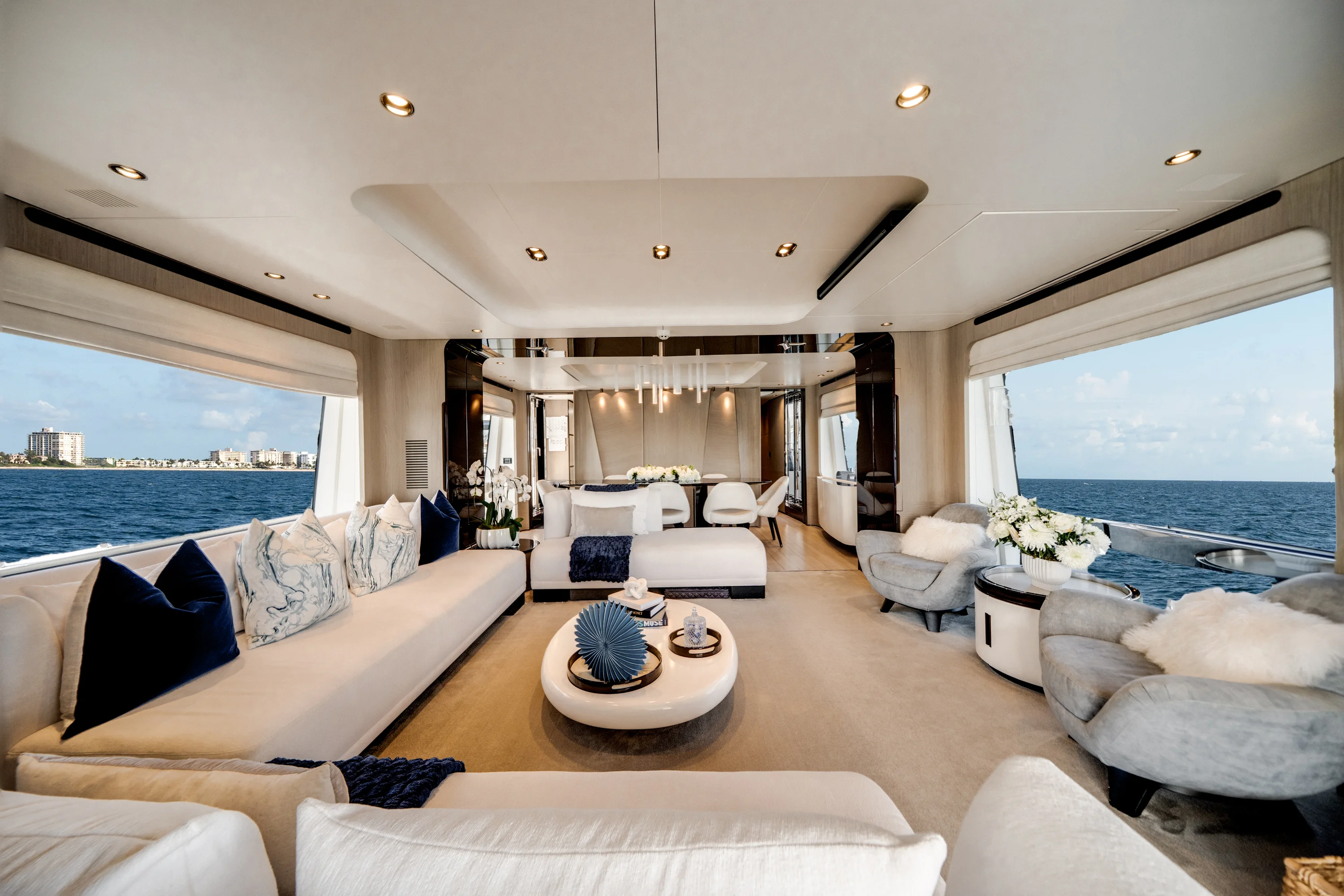 2020 Azimut GRANDE 27M Image Thumbnail #18