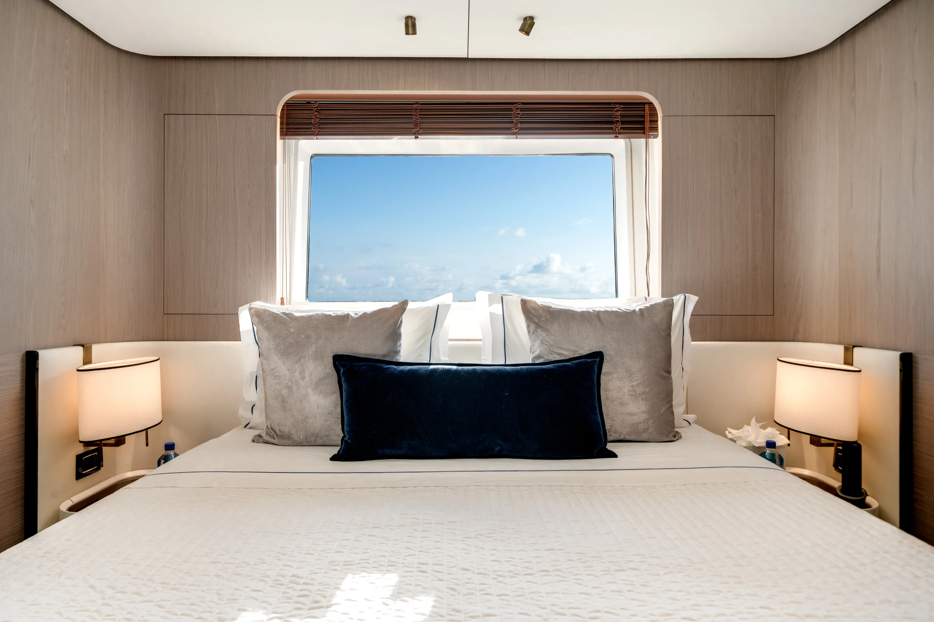 2020 Azimut GRANDE 27M Image Thumbnail #36