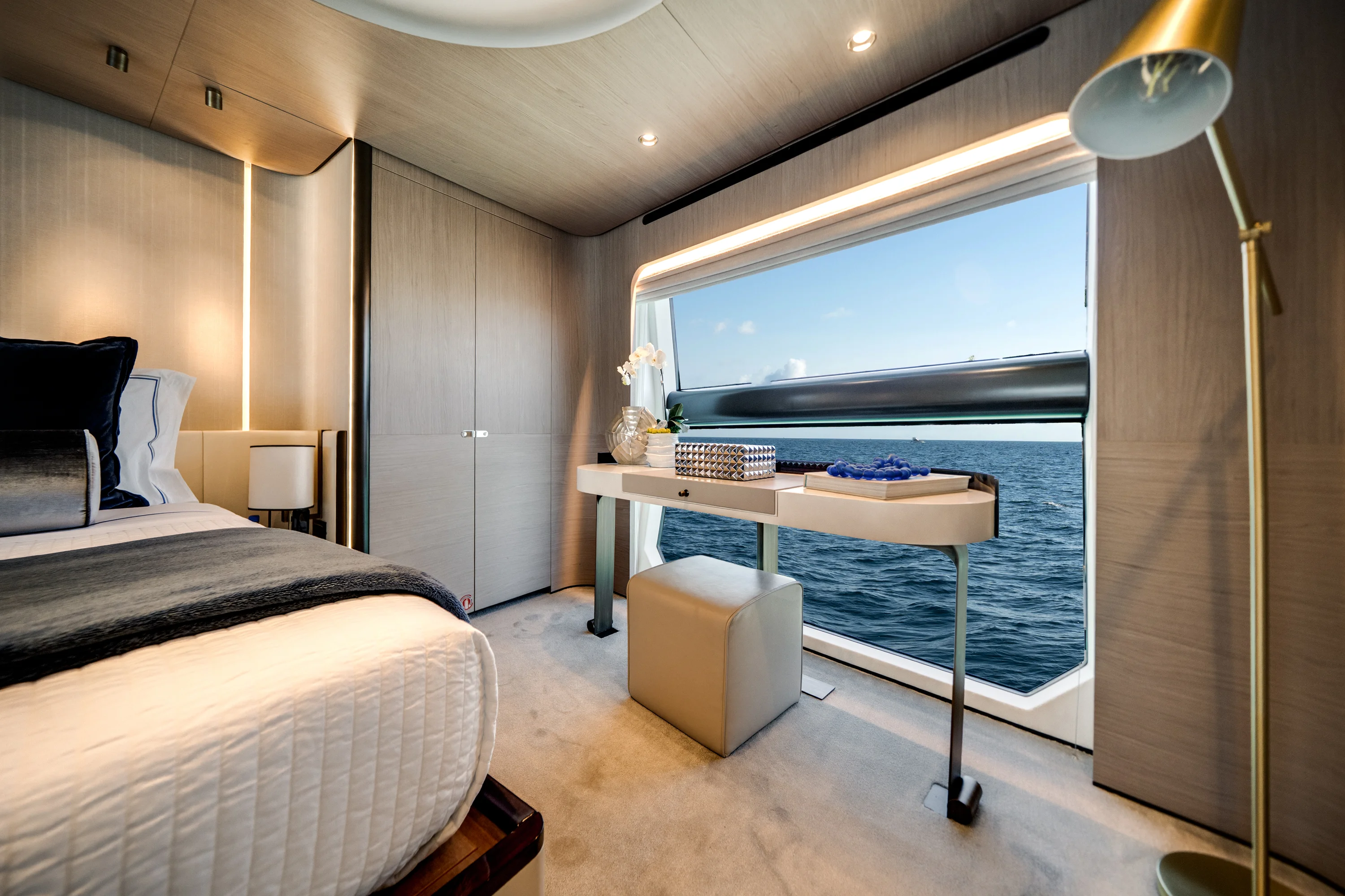 2020 Azimut GRANDE 27M Image Thumbnail #24