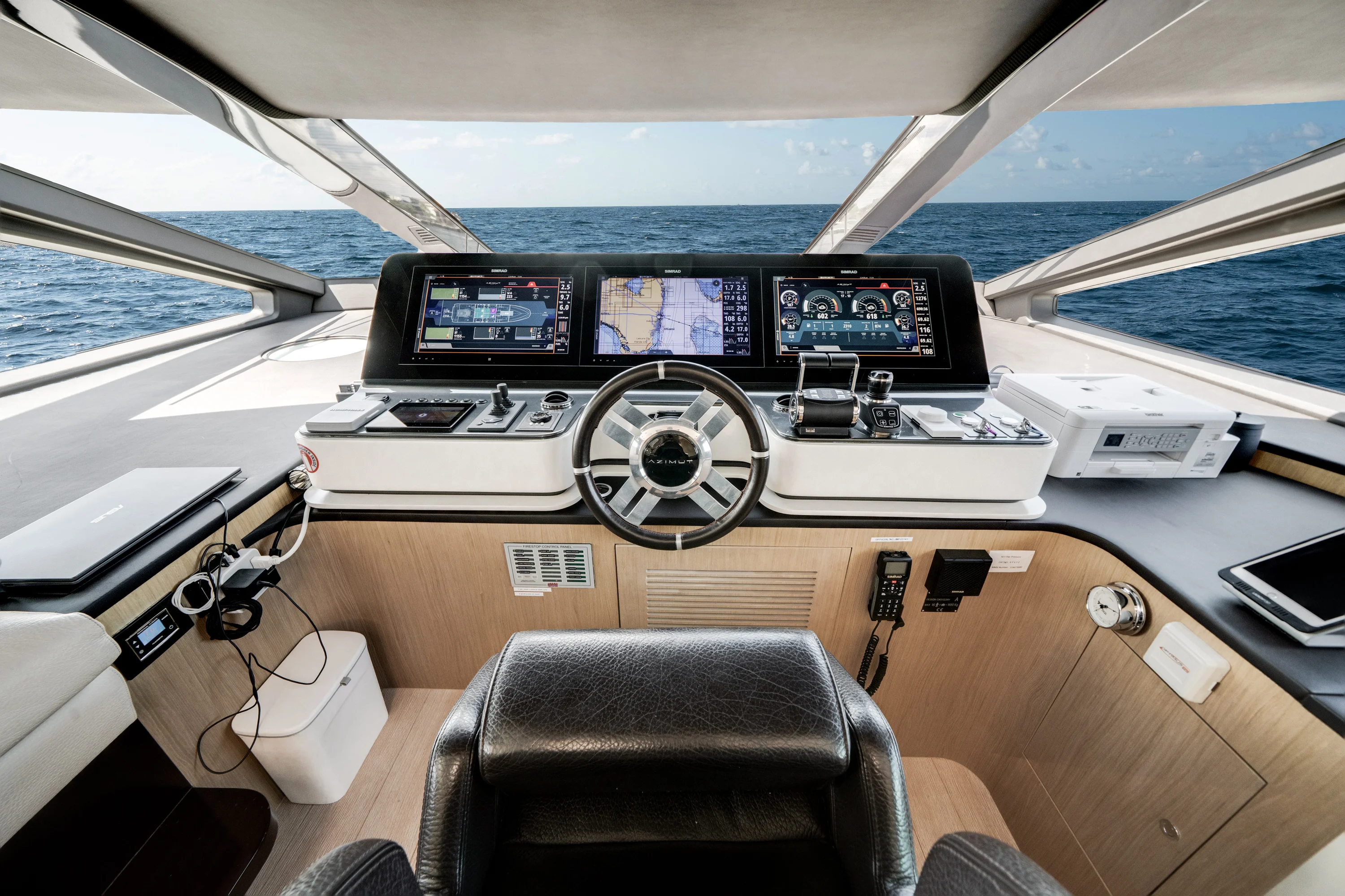 2020 Azimut GRANDE 27M Image Thumbnail #49