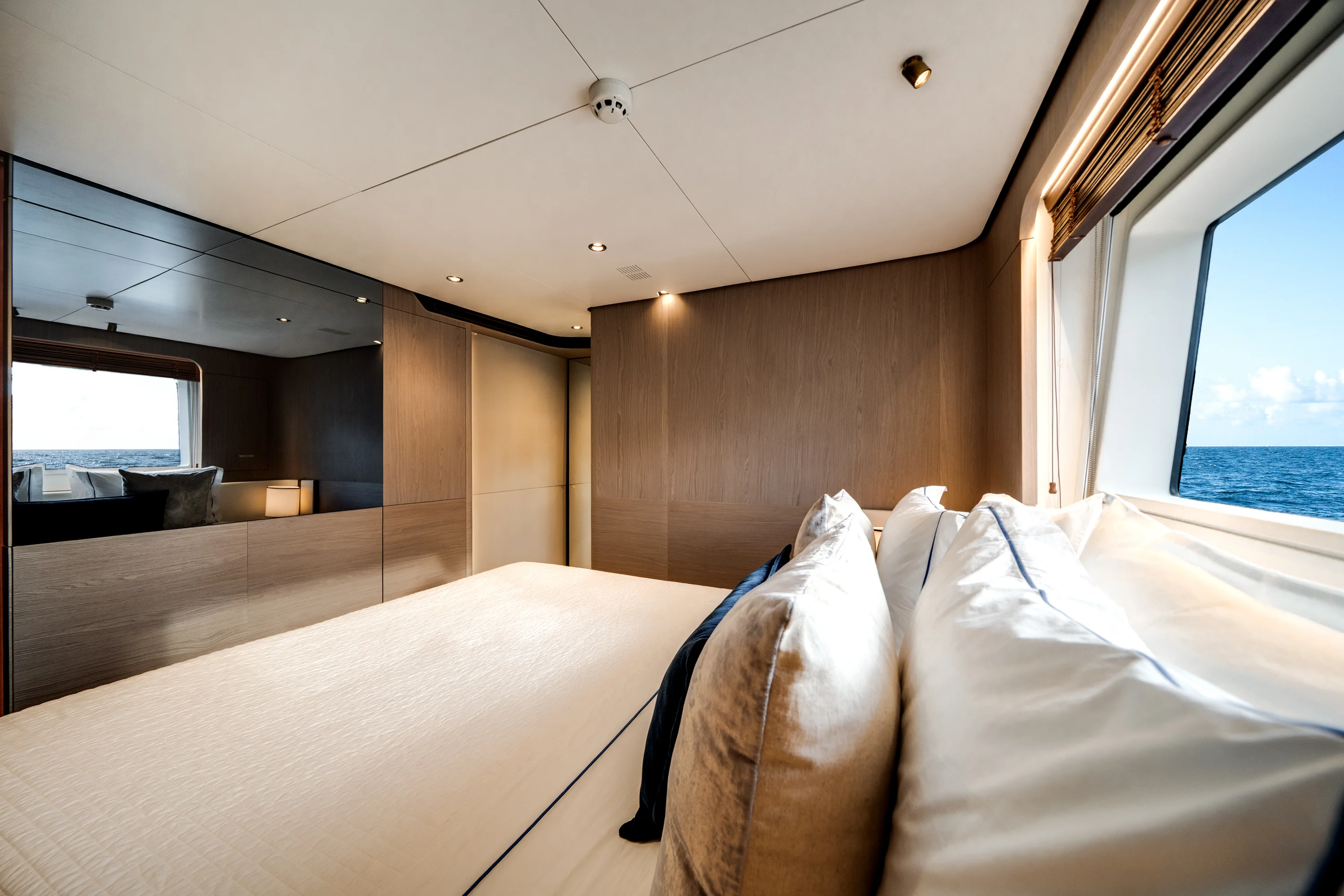 2020 Azimut GRANDE 27M Image Thumbnail #38