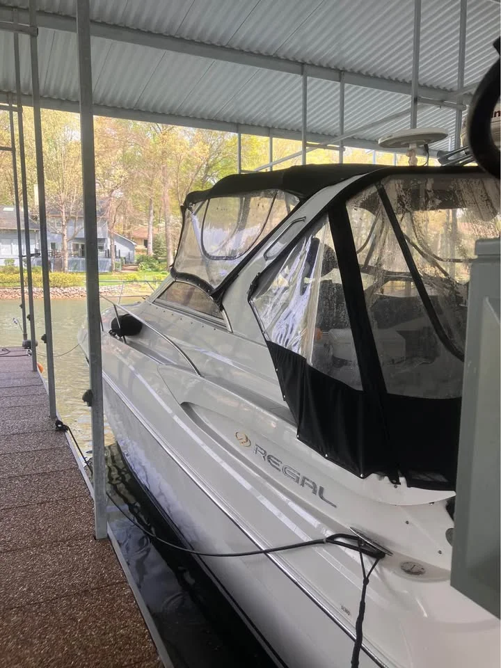 2004 Regal COMMODORE 3560 Image Thumbnail #4