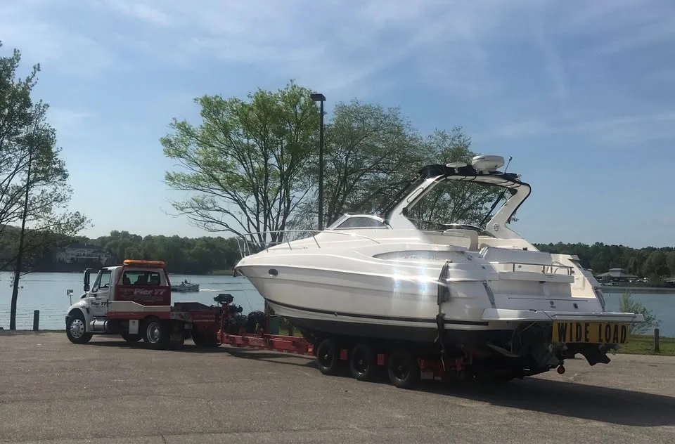 2004 Regal COMMODORE 3560 Image Thumbnail #1