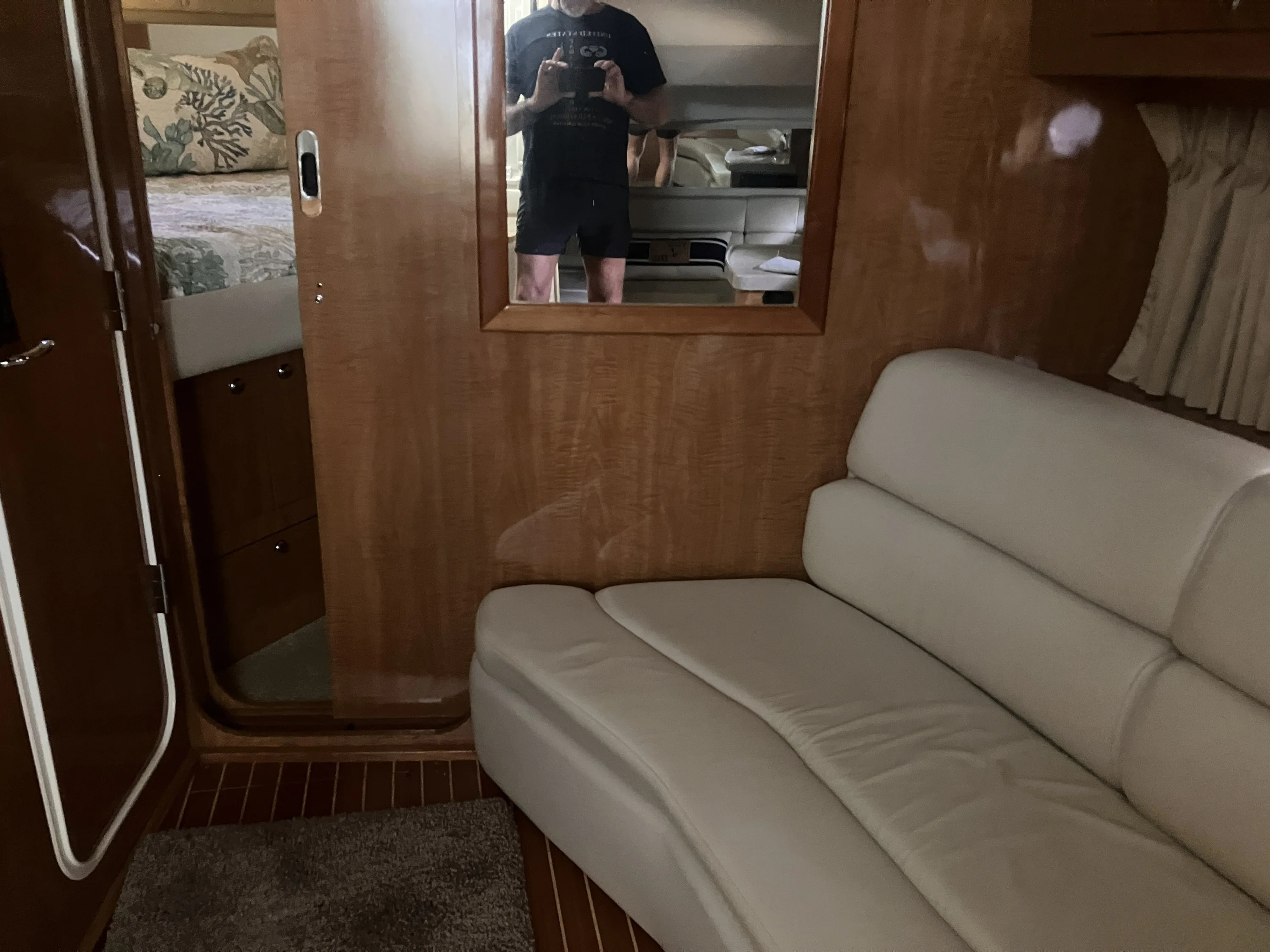 2004 Regal COMMODORE 3560 Image Thumbnail #15