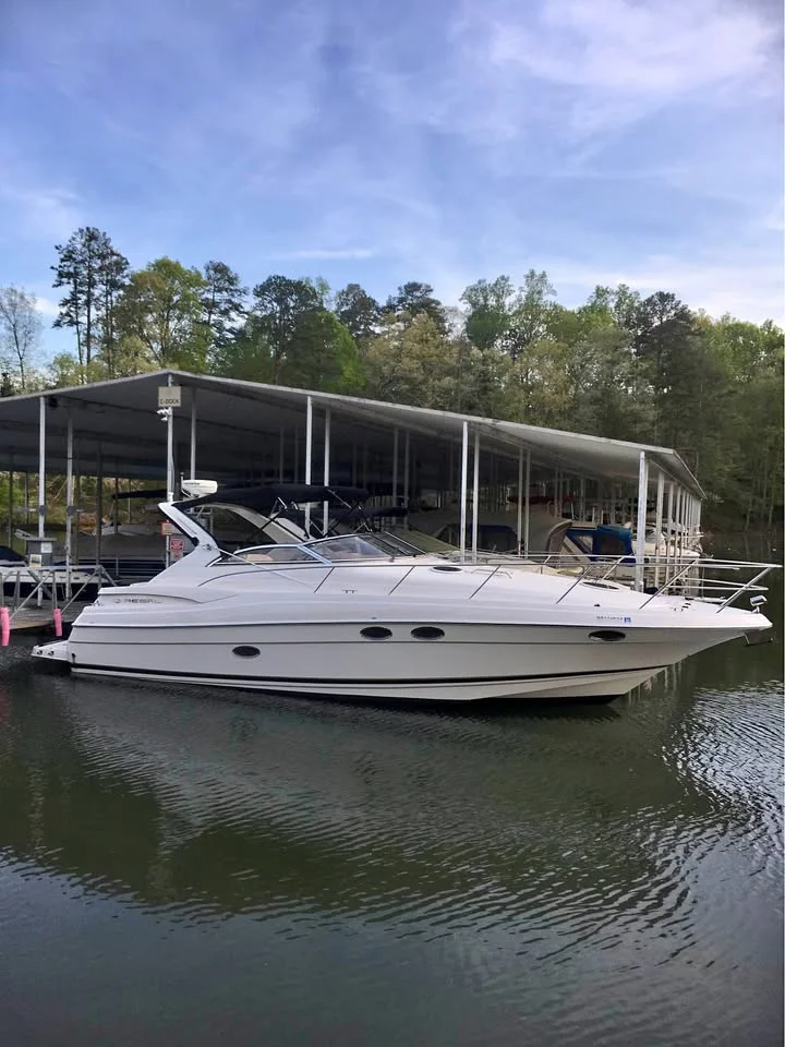 2004 Regal COMMODORE 3560 Image Thumbnail #0