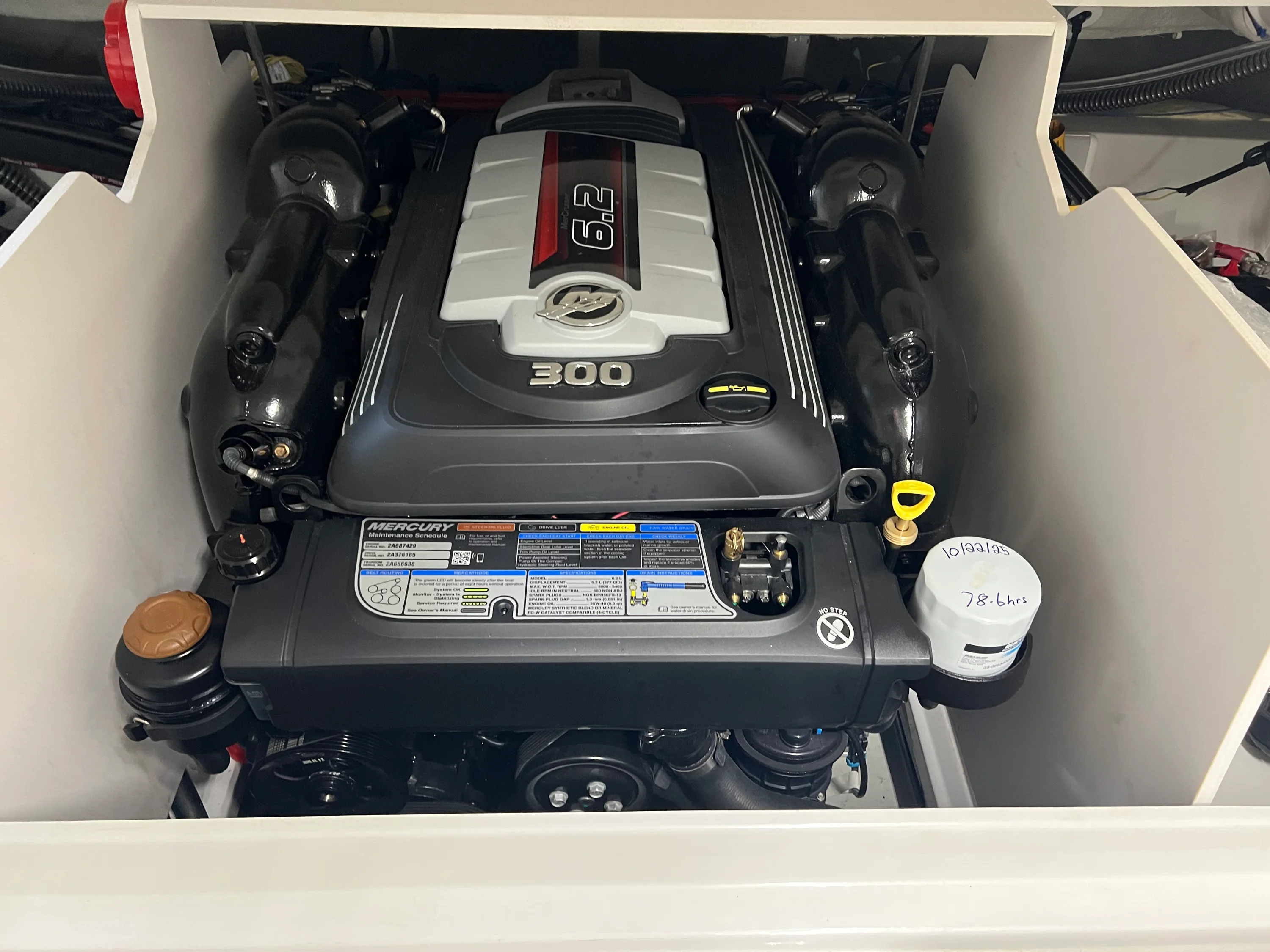 2021 Crownline 240 SS Image Thumbnail #17