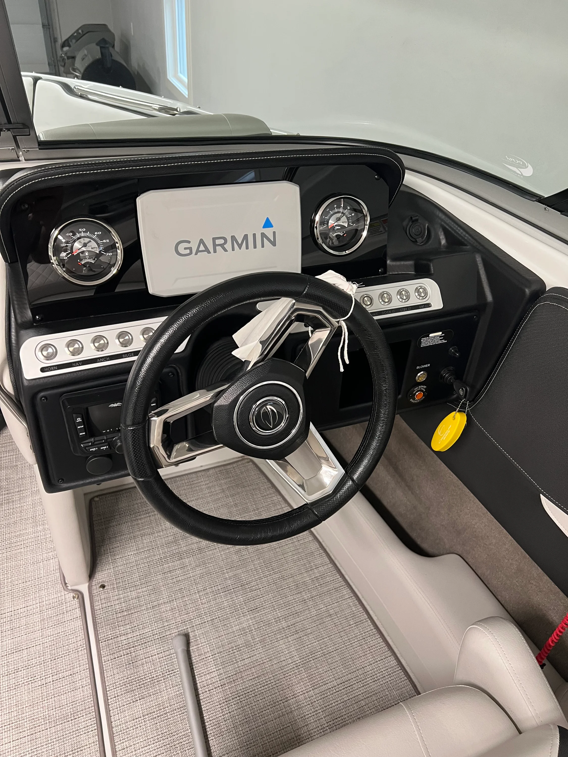 2021 Crownline 240 SS Image Thumbnail #14