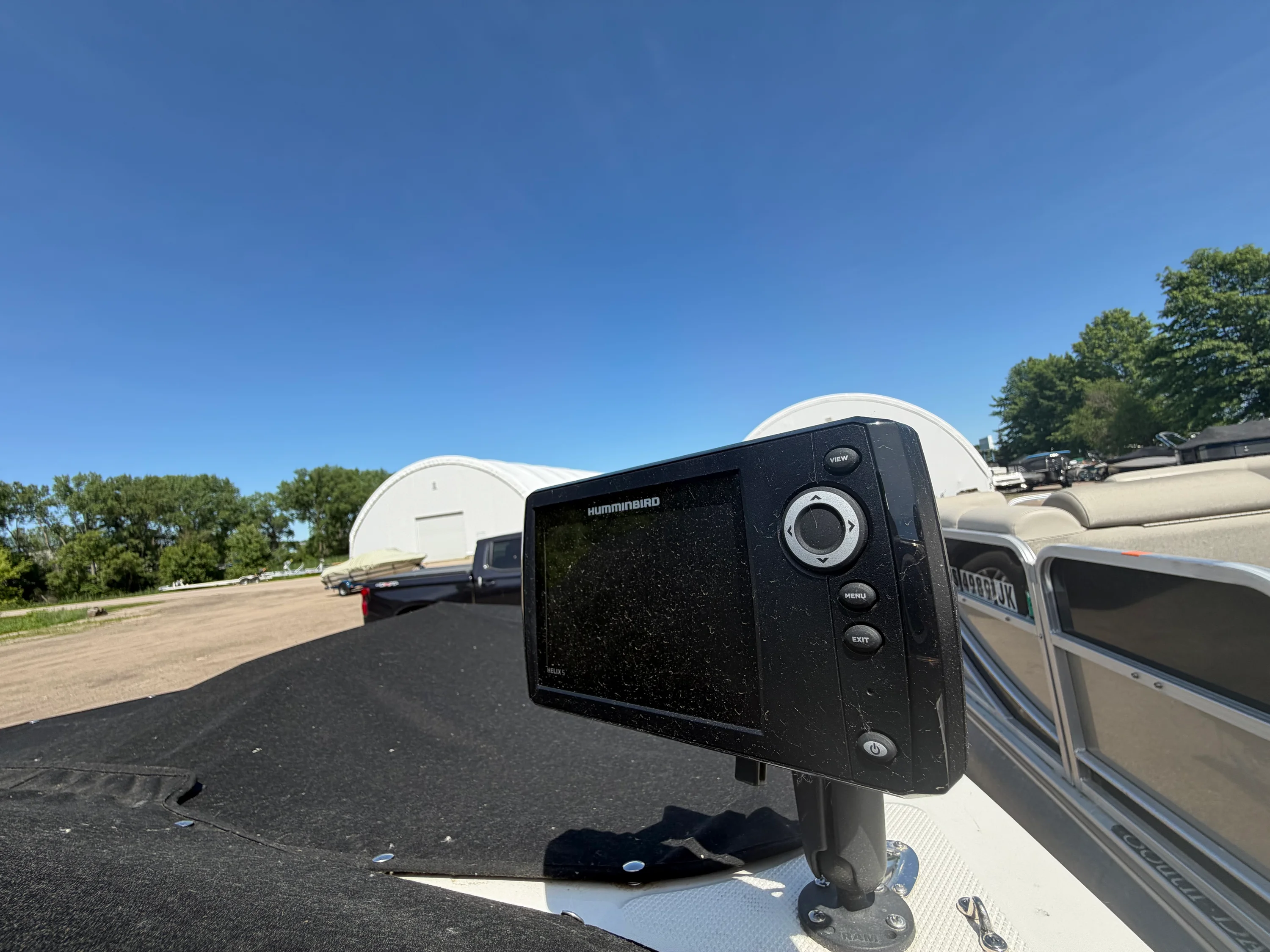2023 Bayliner VR4 Bowrider Image Thumbnail #8