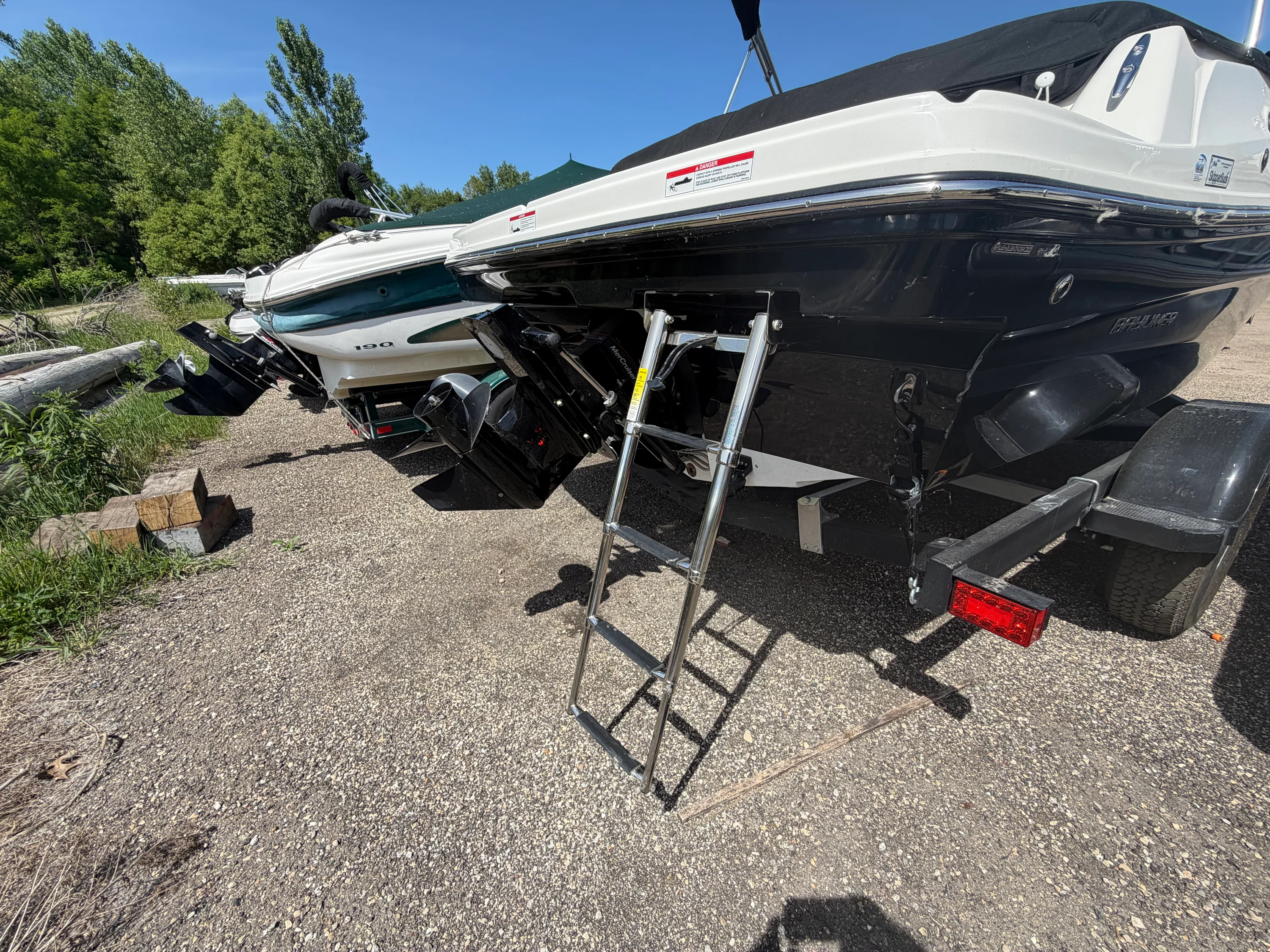 2023 Bayliner VR4 Bowrider Image Thumbnail #6
