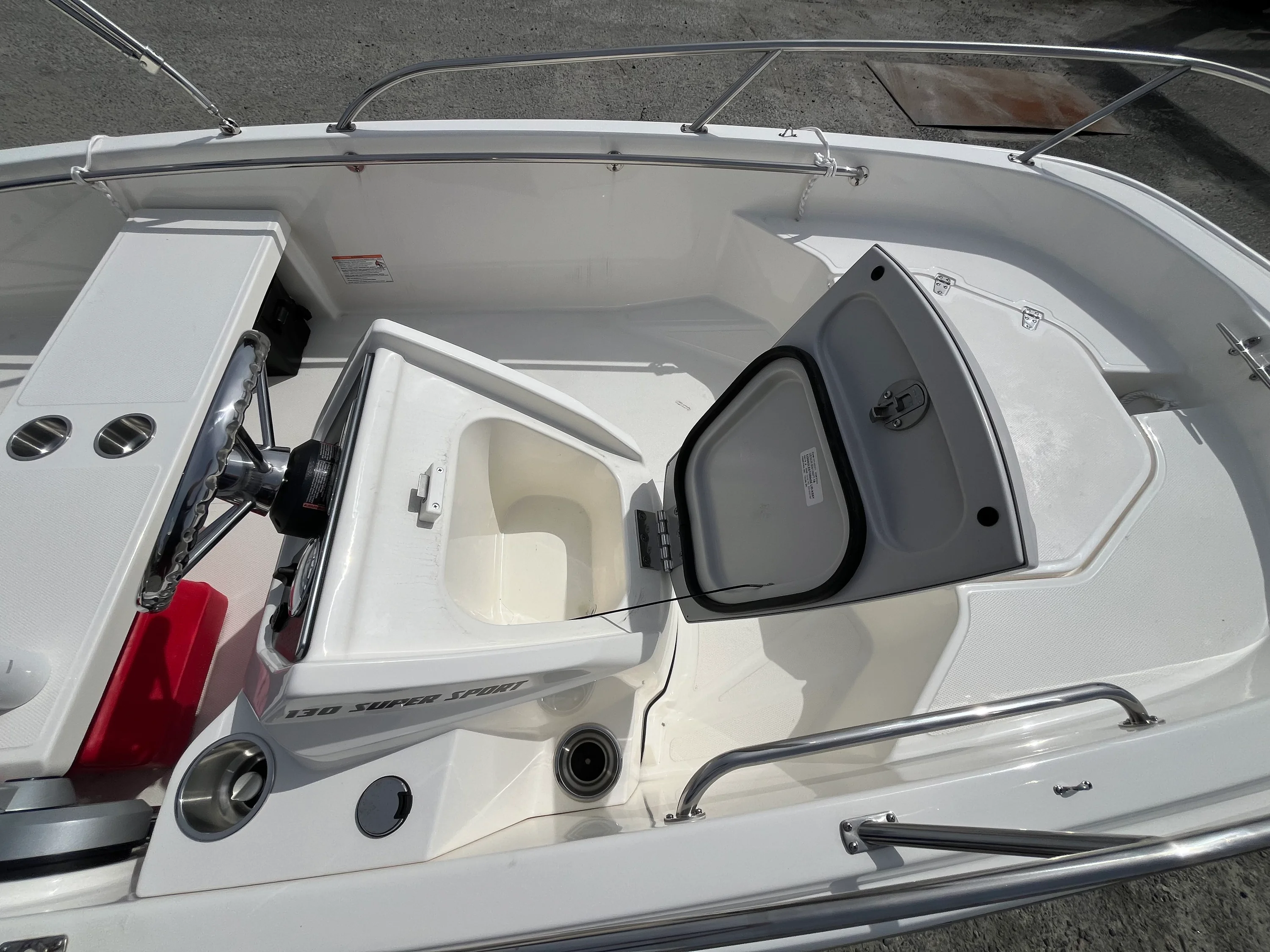 2025 Boston Whaler 130 Super Sport Image Thumbnail #8