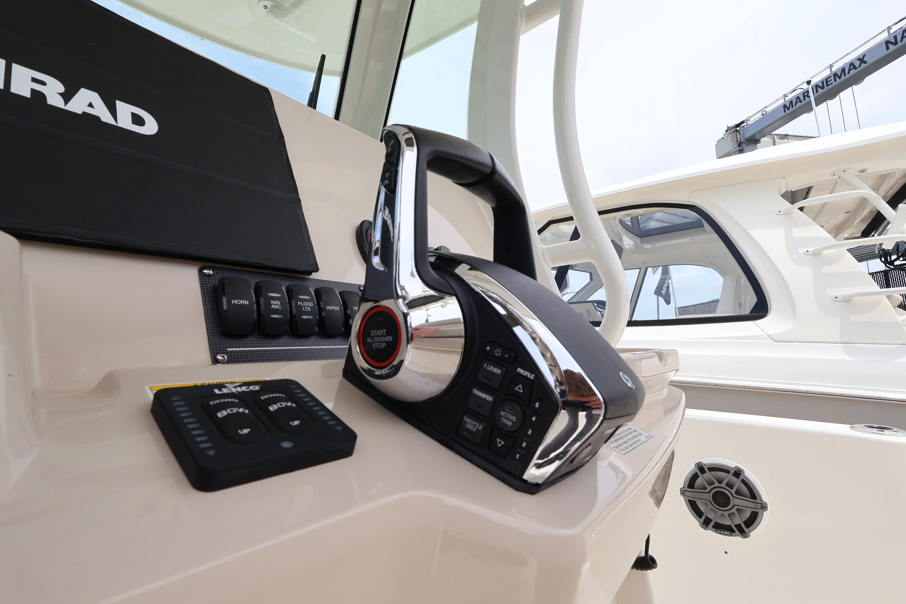 2023 Boston Whaler 280 Dauntless Image Thumbnail #10