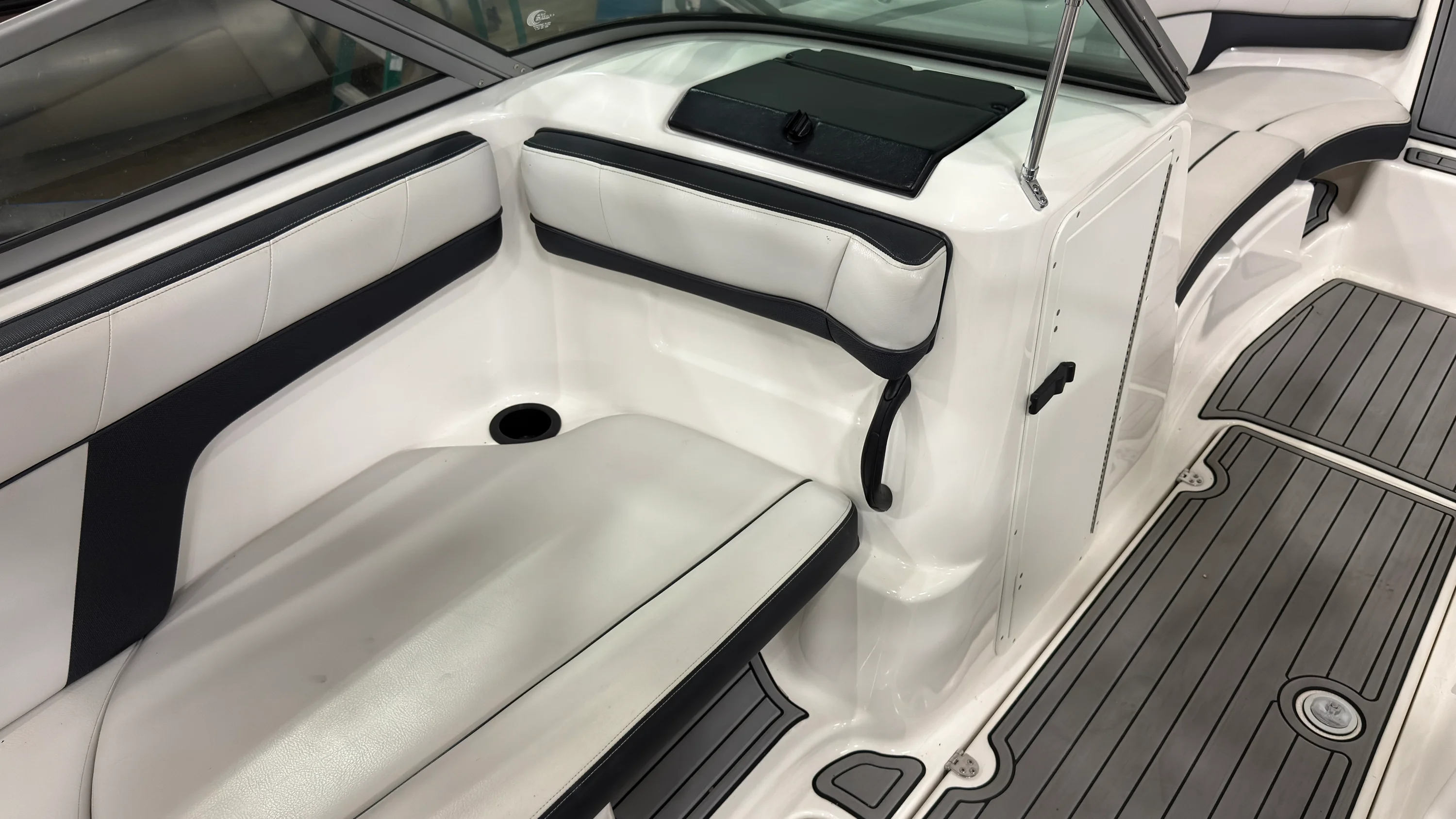 2015 Yamaha AR210 Image Thumbnail #13