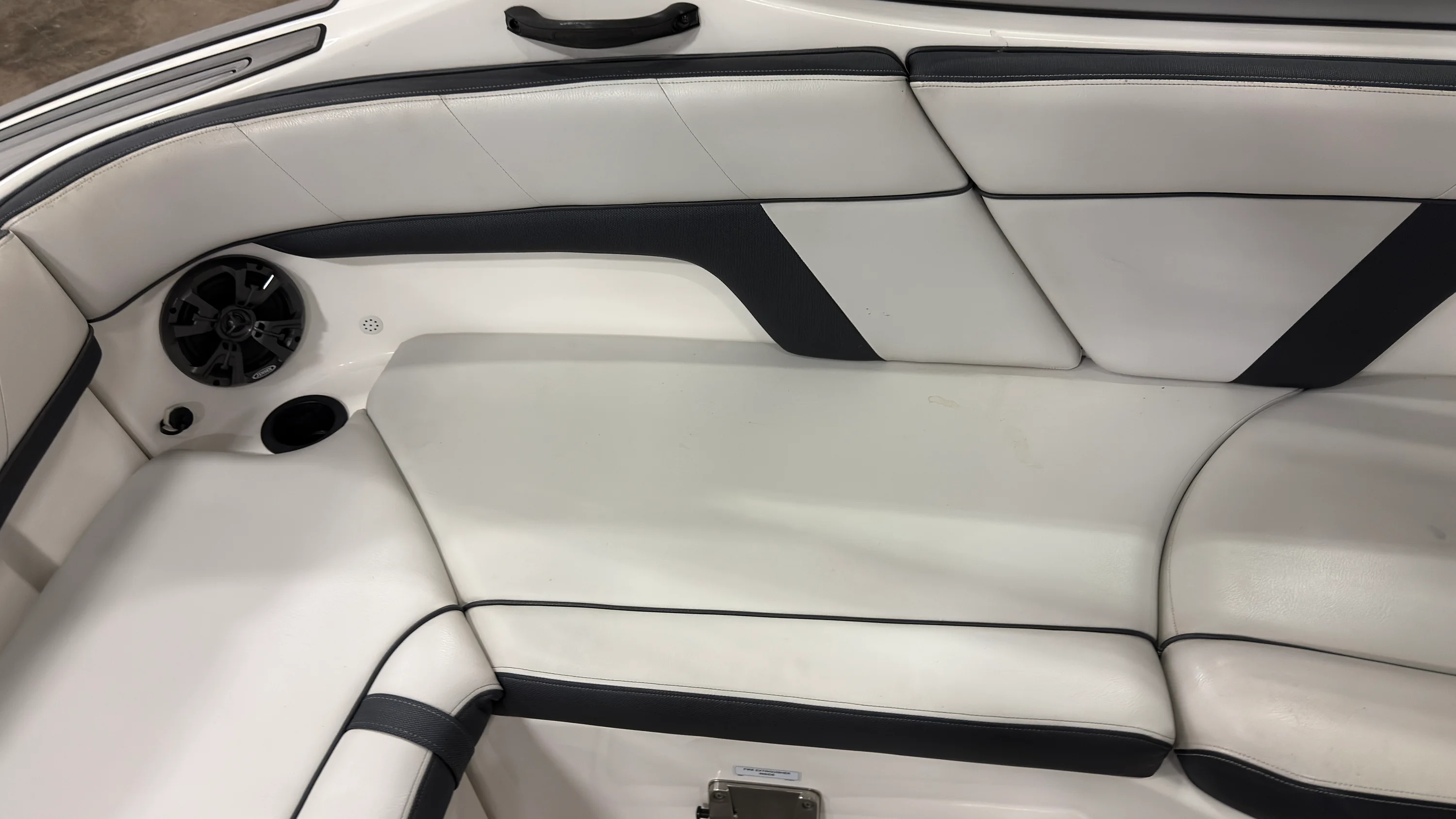 2015 Yamaha AR210 Image Thumbnail #12