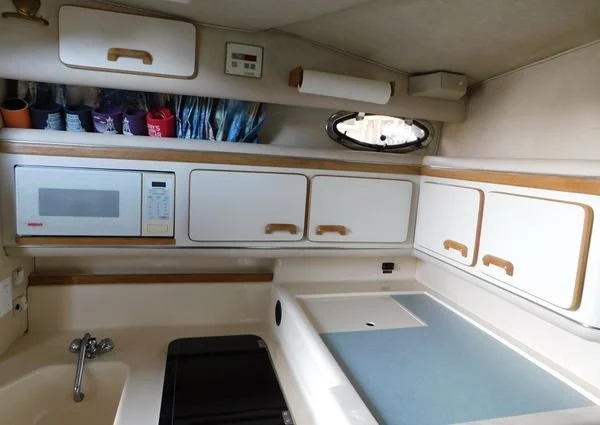 1995 Sea Ray 330 EXPRESS CRUISER Image Thumbnail #15