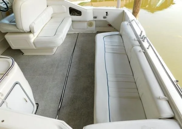 1995 Sea Ray 330 EXPRESS CRUISER Image Thumbnail #21