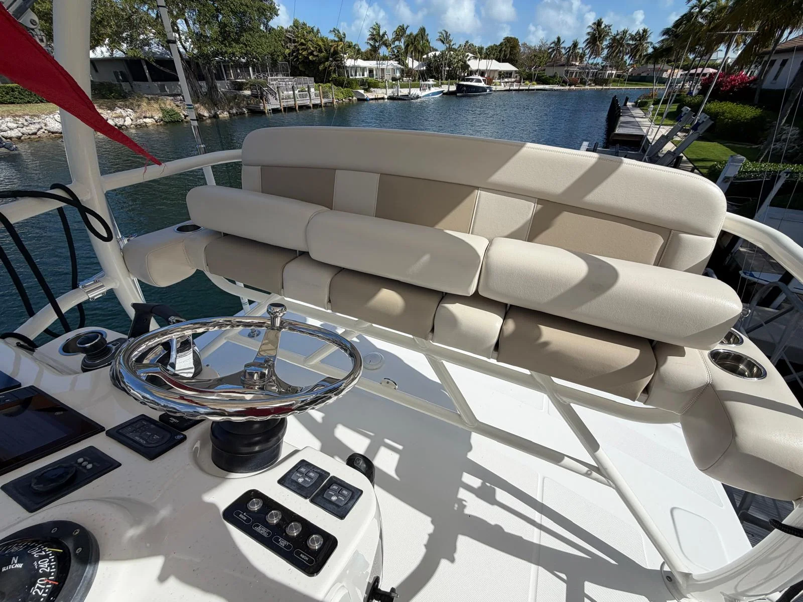 2019 Boston Whaler 420 OUTRAGE Image Thumbnail #22