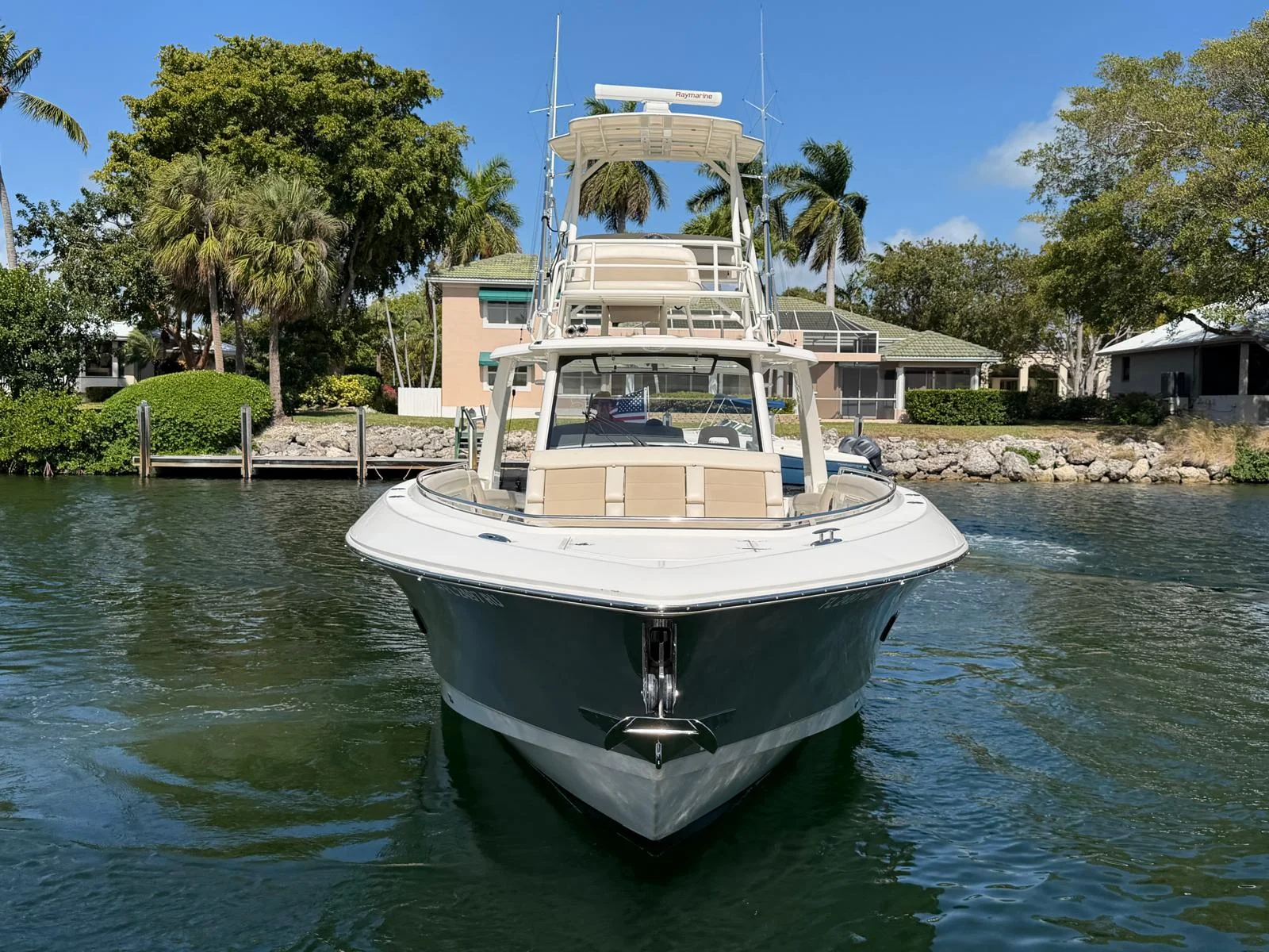 2019 Boston Whaler 420 OUTRAGE Image Thumbnail #2