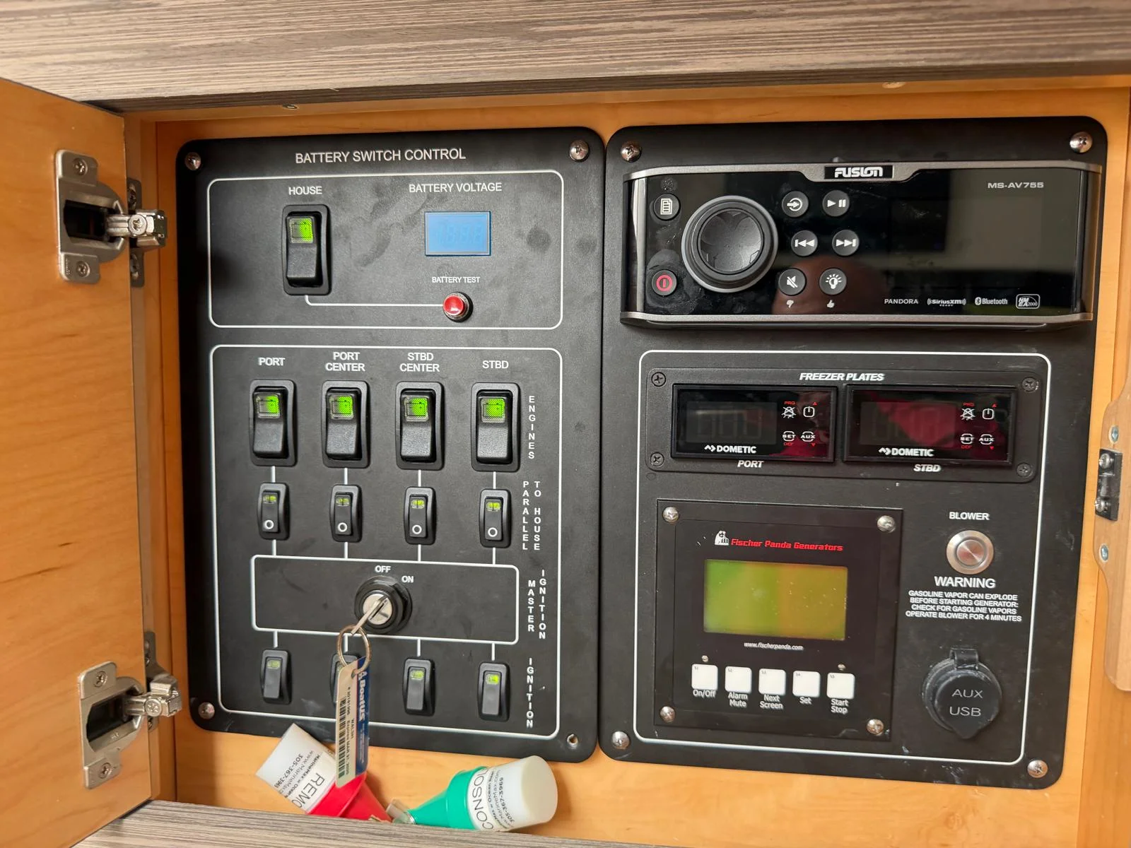 2019 Boston Whaler 420 OUTRAGE Image Thumbnail #30