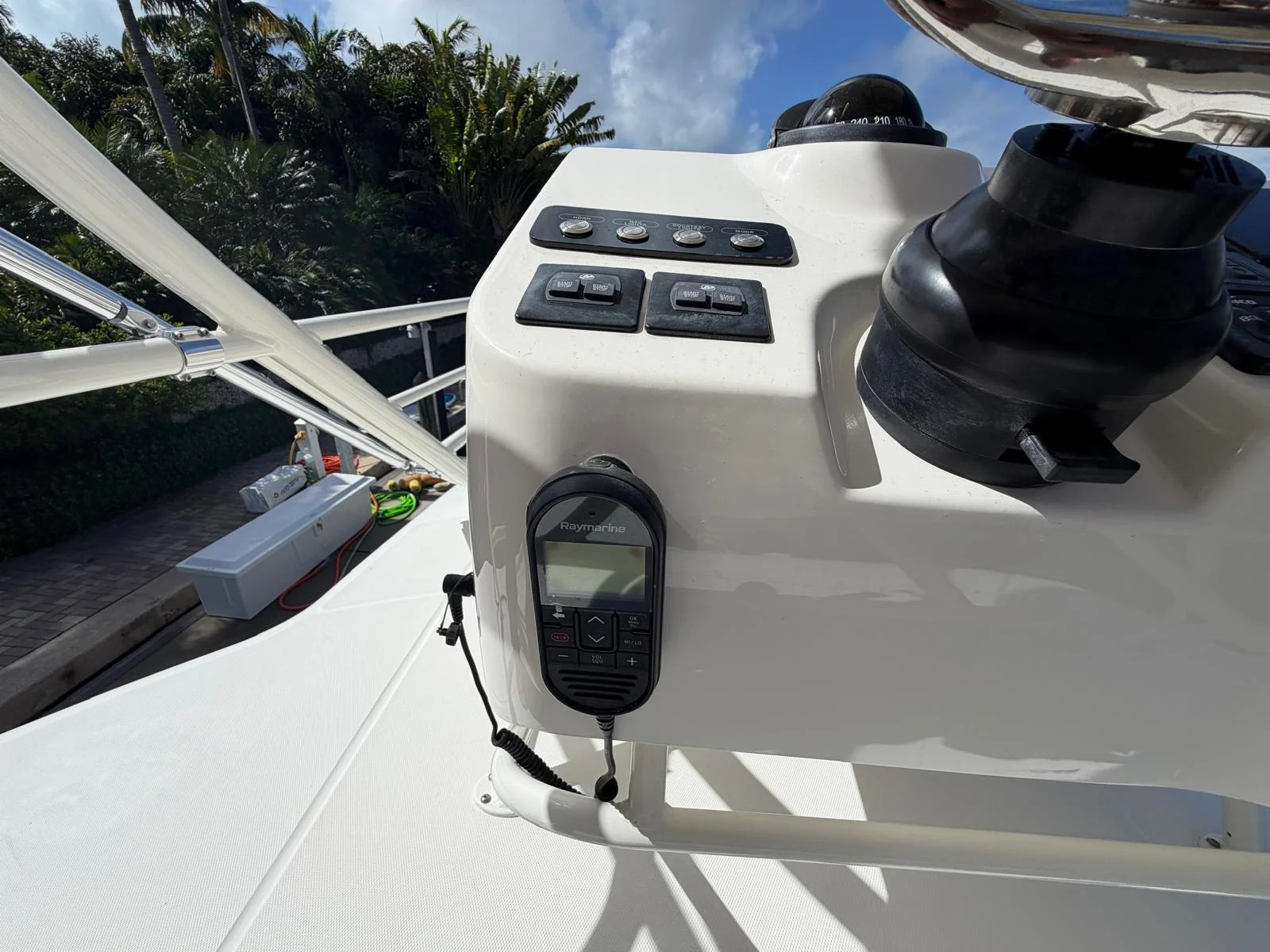 2019 Boston Whaler 420 OUTRAGE Image Thumbnail #24