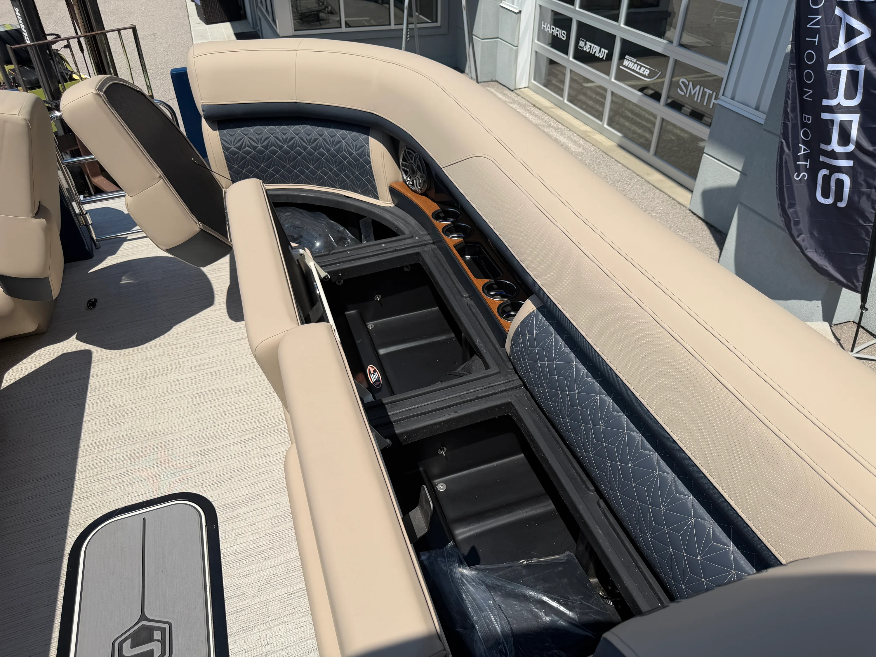 2026 Harris Grand Mariner 250 Image Thumbnail #56