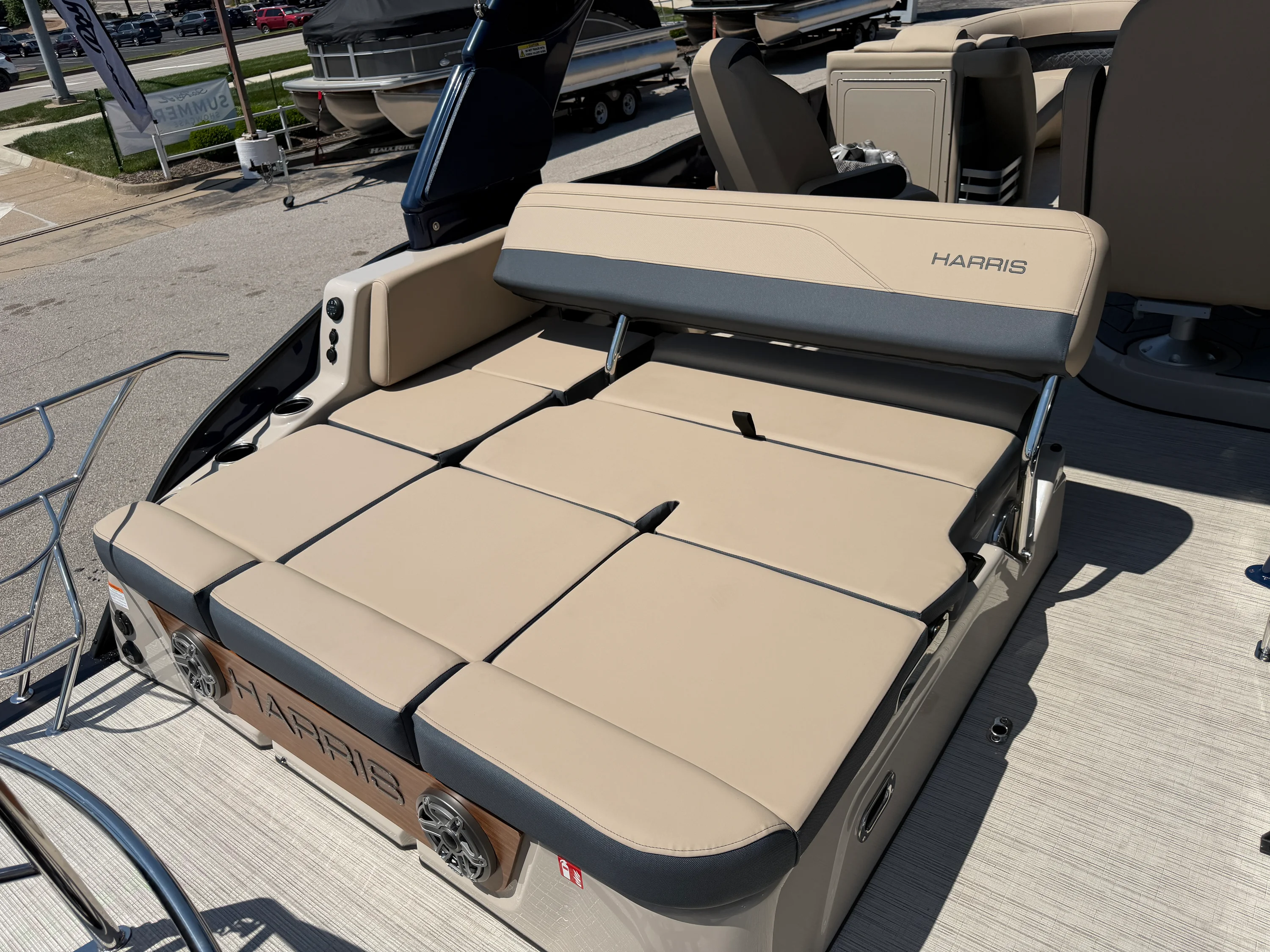 2026 Harris Grand Mariner 250 Image Thumbnail #23