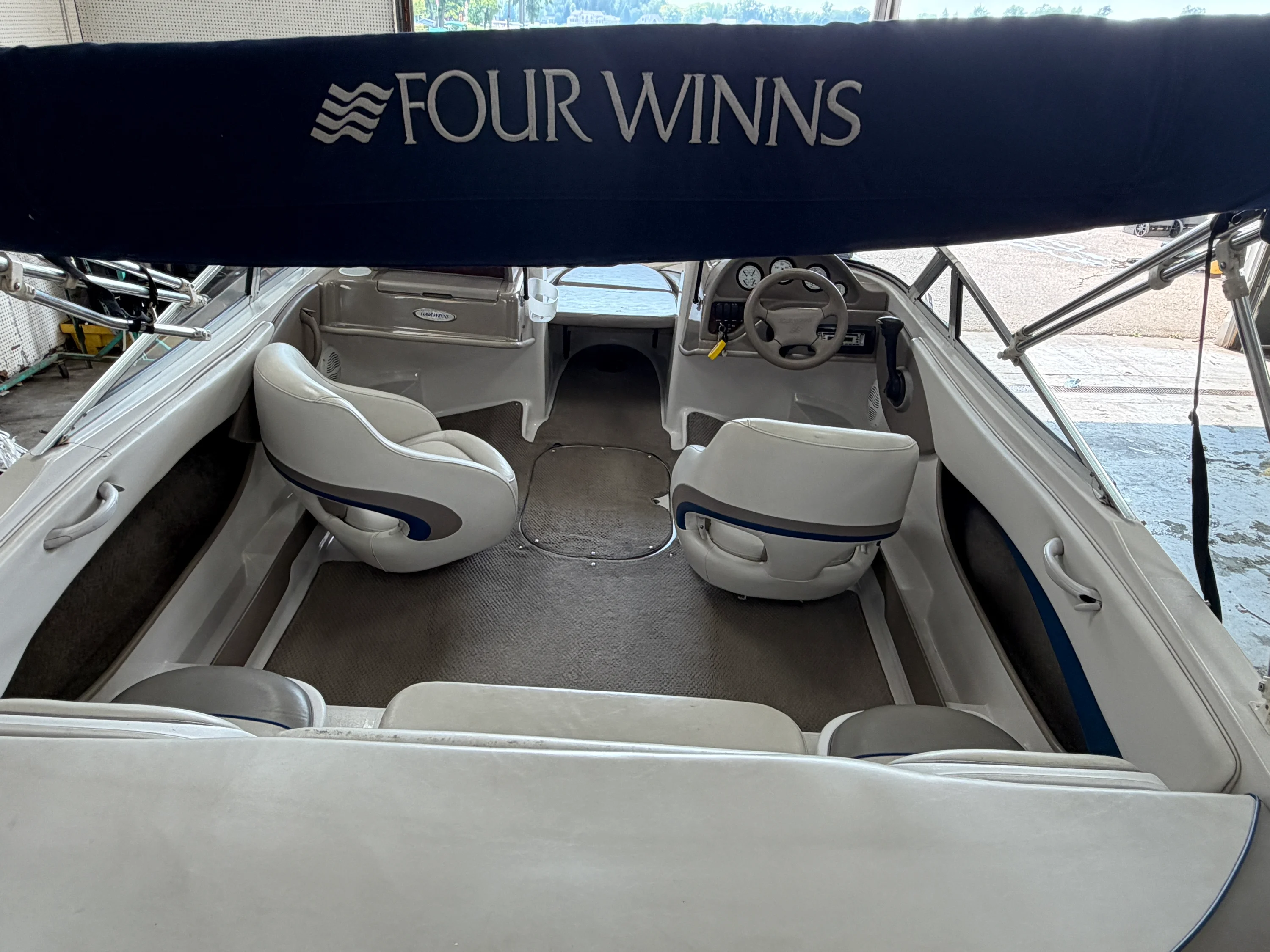 2002 Four Winns 18H Image Thumbnail #33