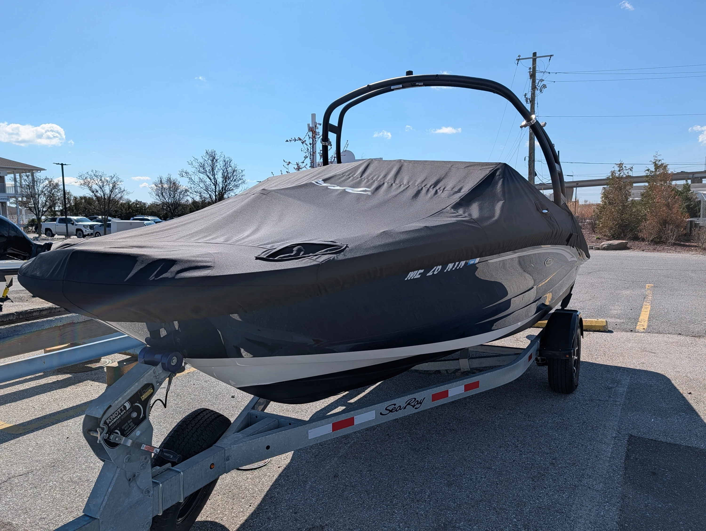 2022 Sea Ray SPX 190 OB Image Thumbnail #2