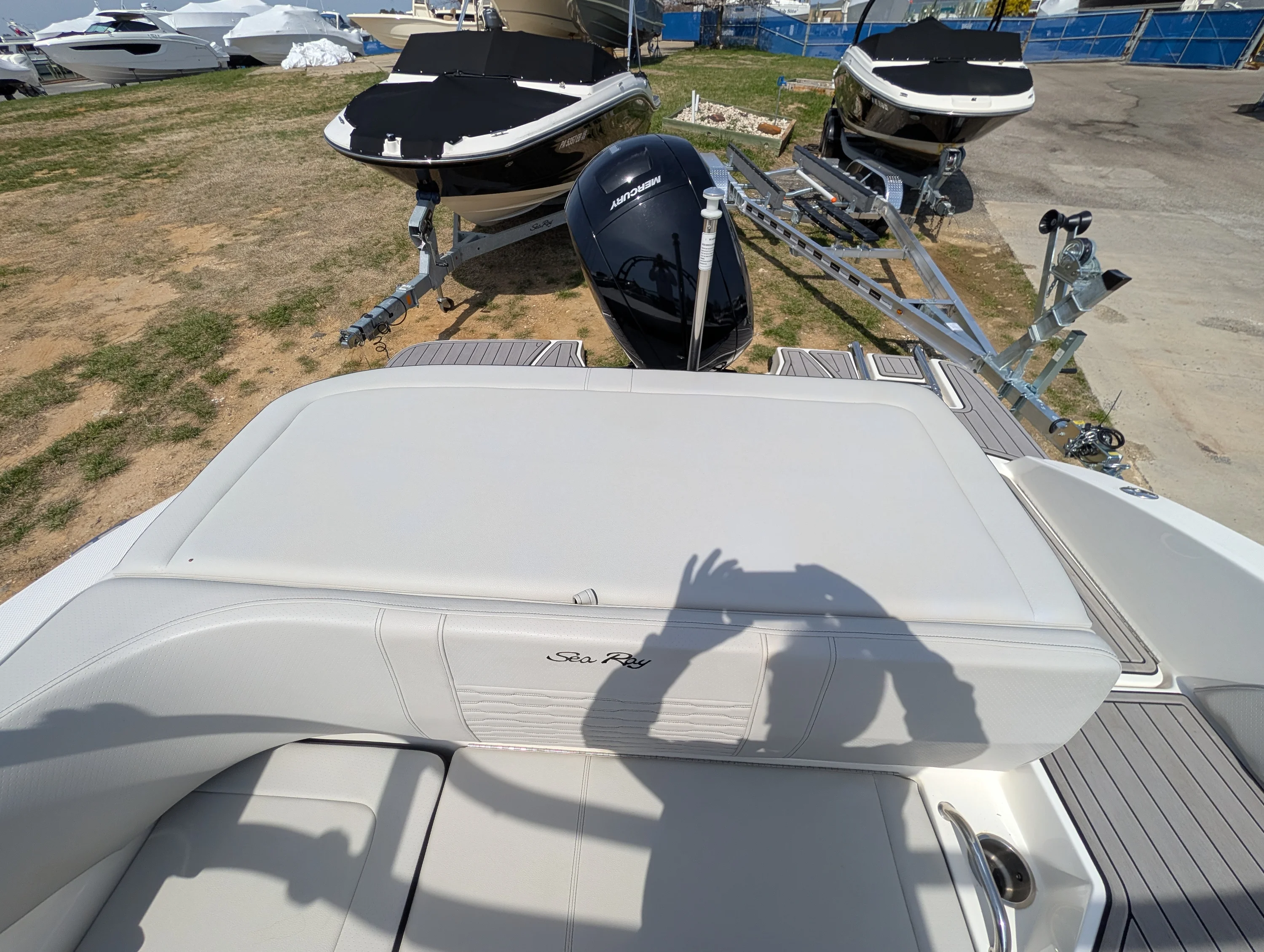 2022 Sea Ray SPX 190 OB Image Thumbnail #19