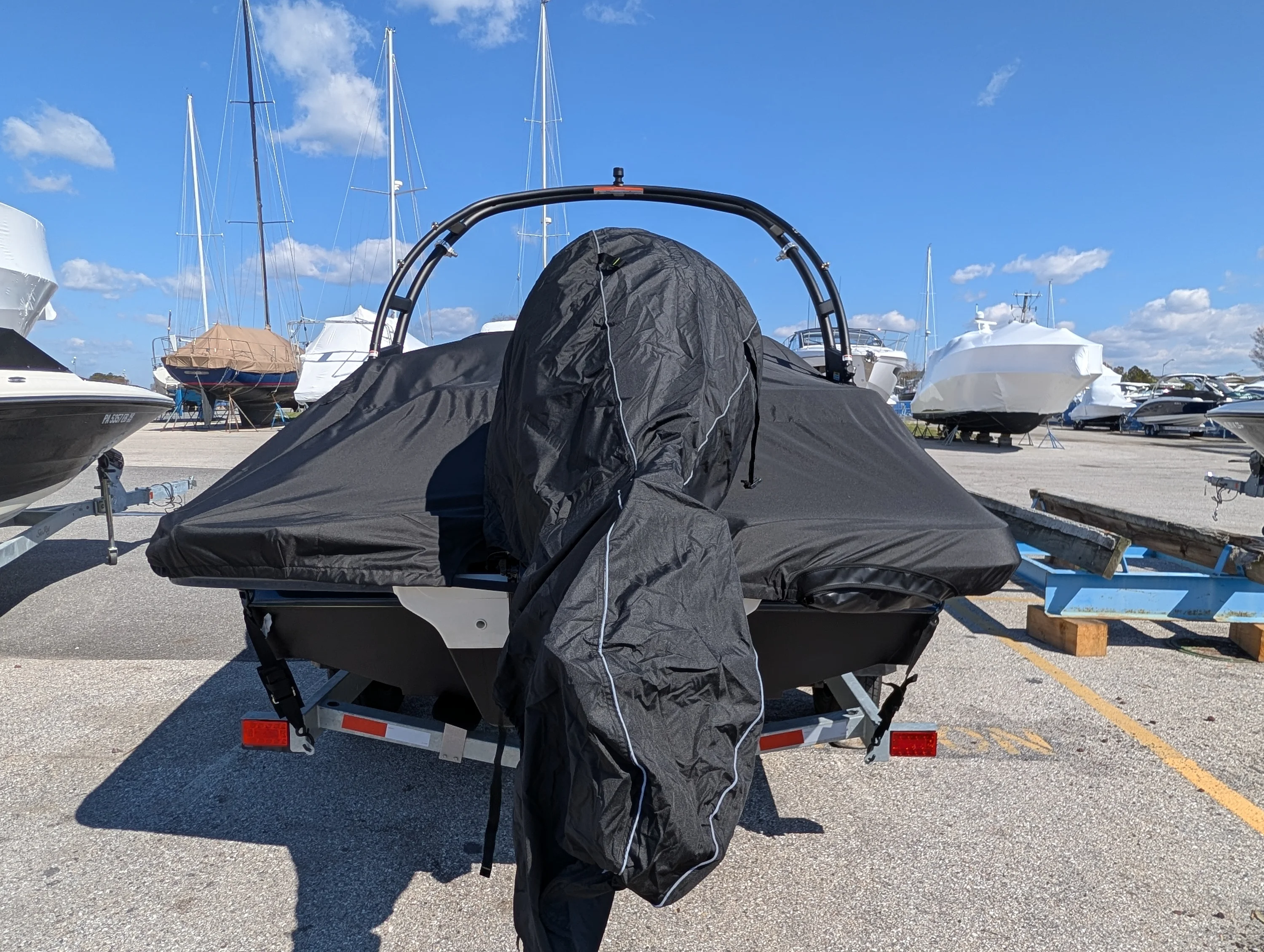 2022 Sea Ray SPX 190 OB Image Thumbnail #4