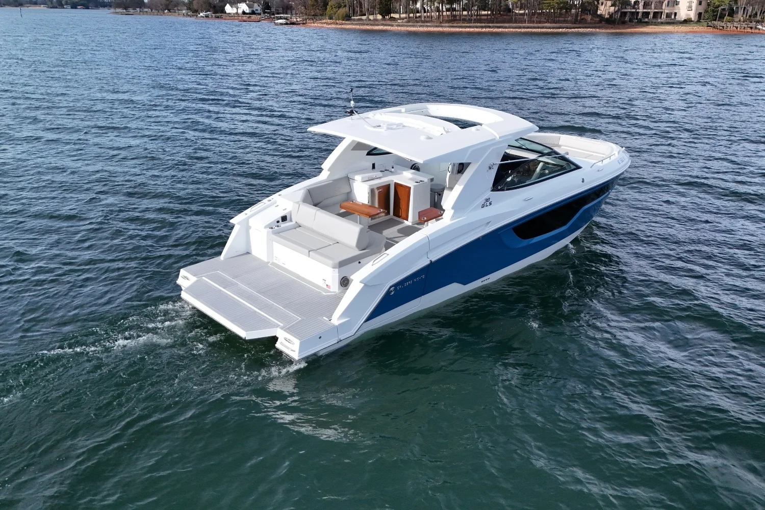 2025 Cruisers Yachts 38 GLS Image Thumbnail #6