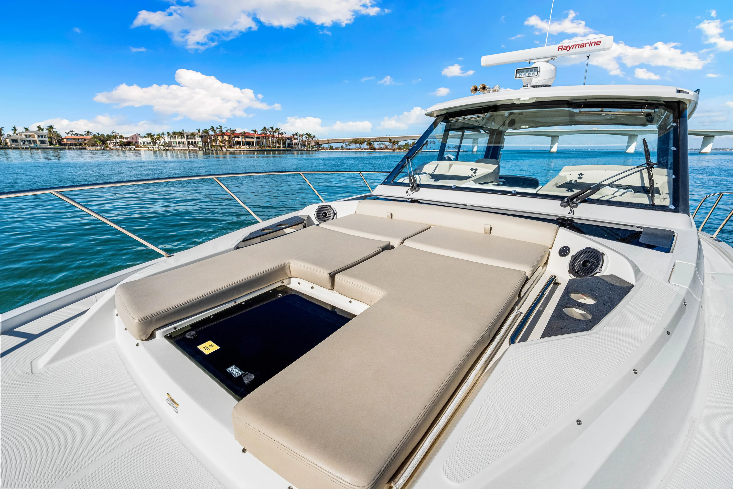 2022 Boston Whaler 405 Conquest Image Thumbnail #27