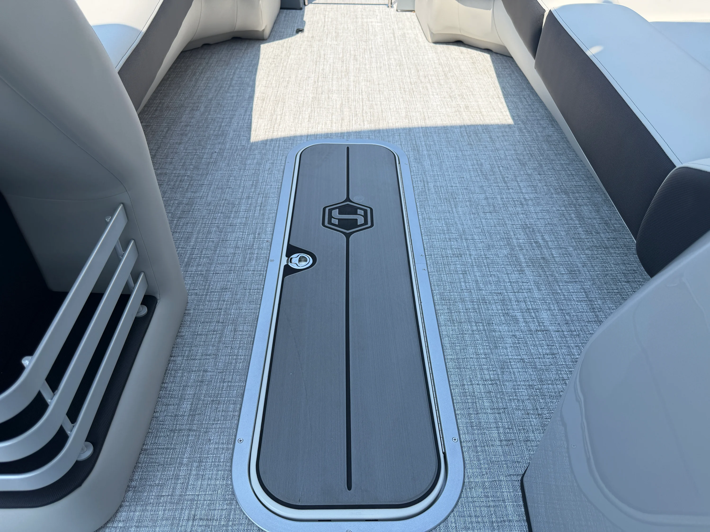 2026 Harris Grand Mariner 250 Image Thumbnail #54