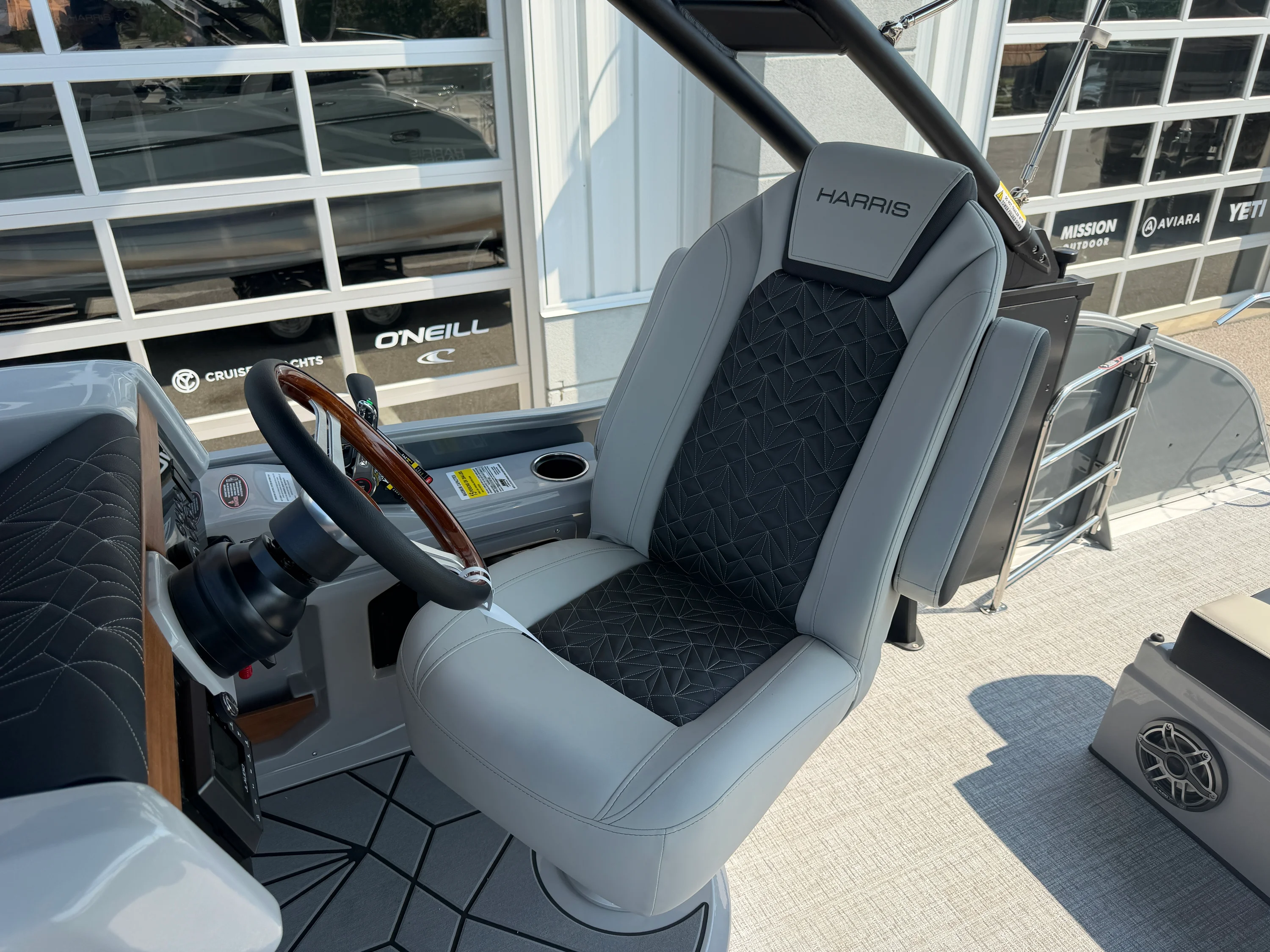 2026 Harris Grand Mariner 250 Image Thumbnail #44
