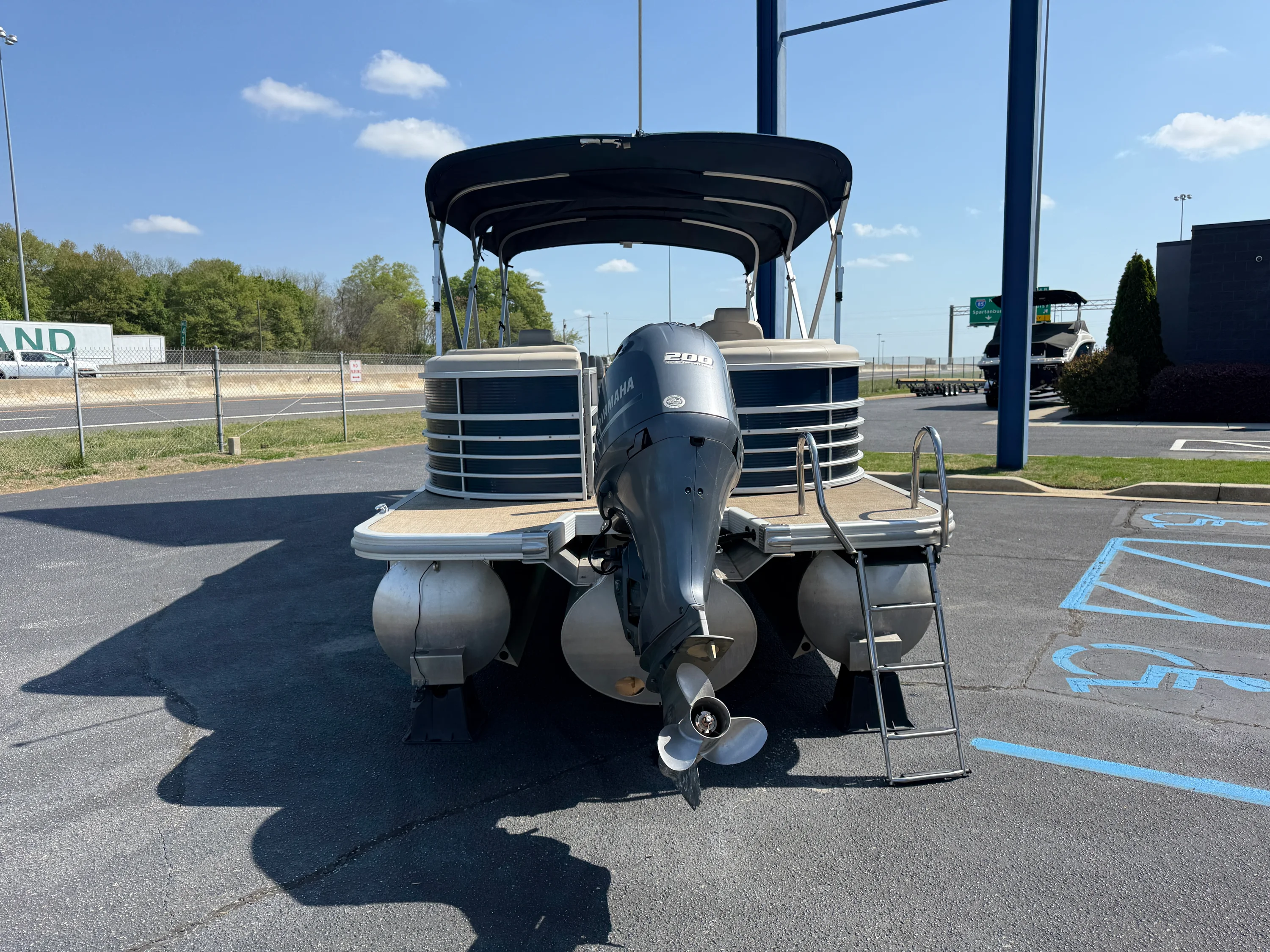 2016 Bennington 2350 RSR Image Thumbnail #14