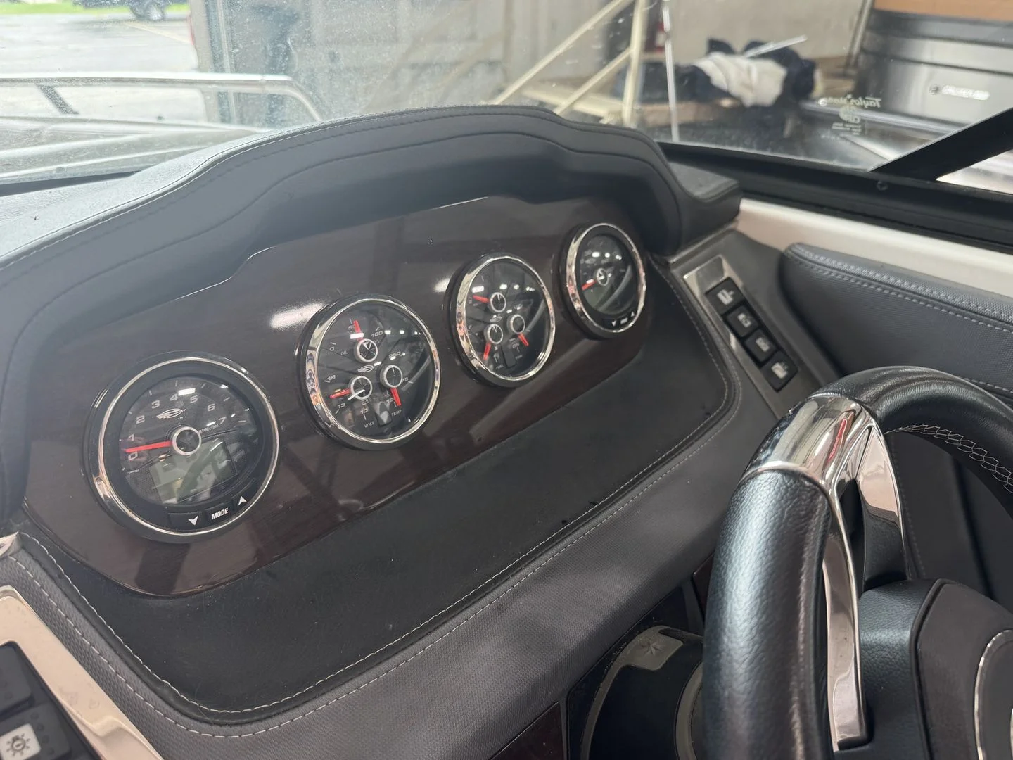 2019 Chaparral 237 SSX Image Thumbnail #8
