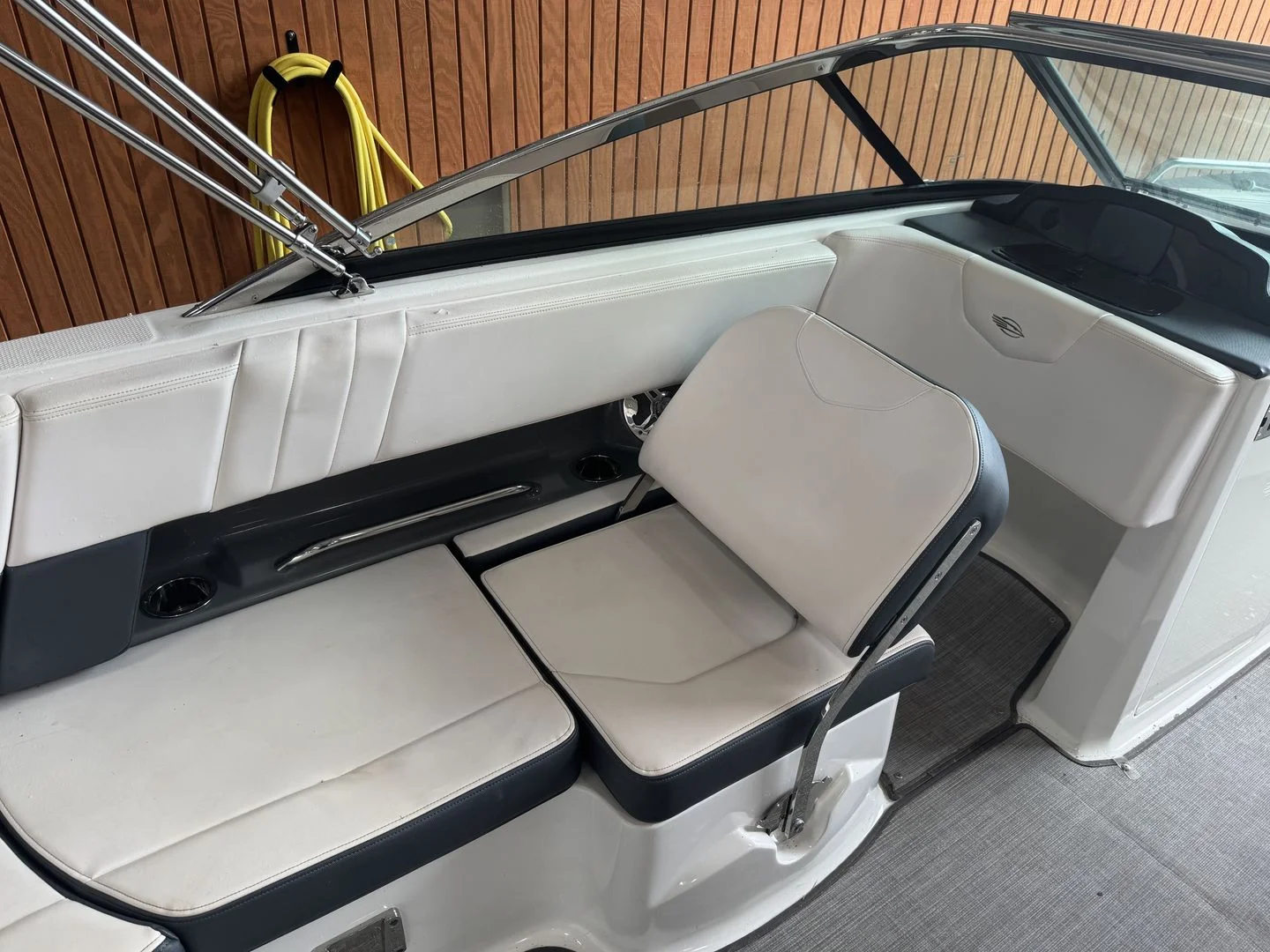 2019 Chaparral 237 SSX Image Thumbnail #11