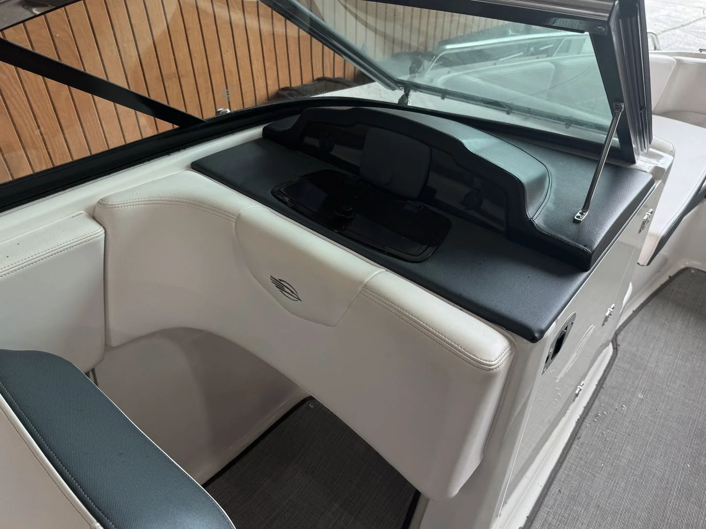 2019 Chaparral 237 SSX Image Thumbnail #12