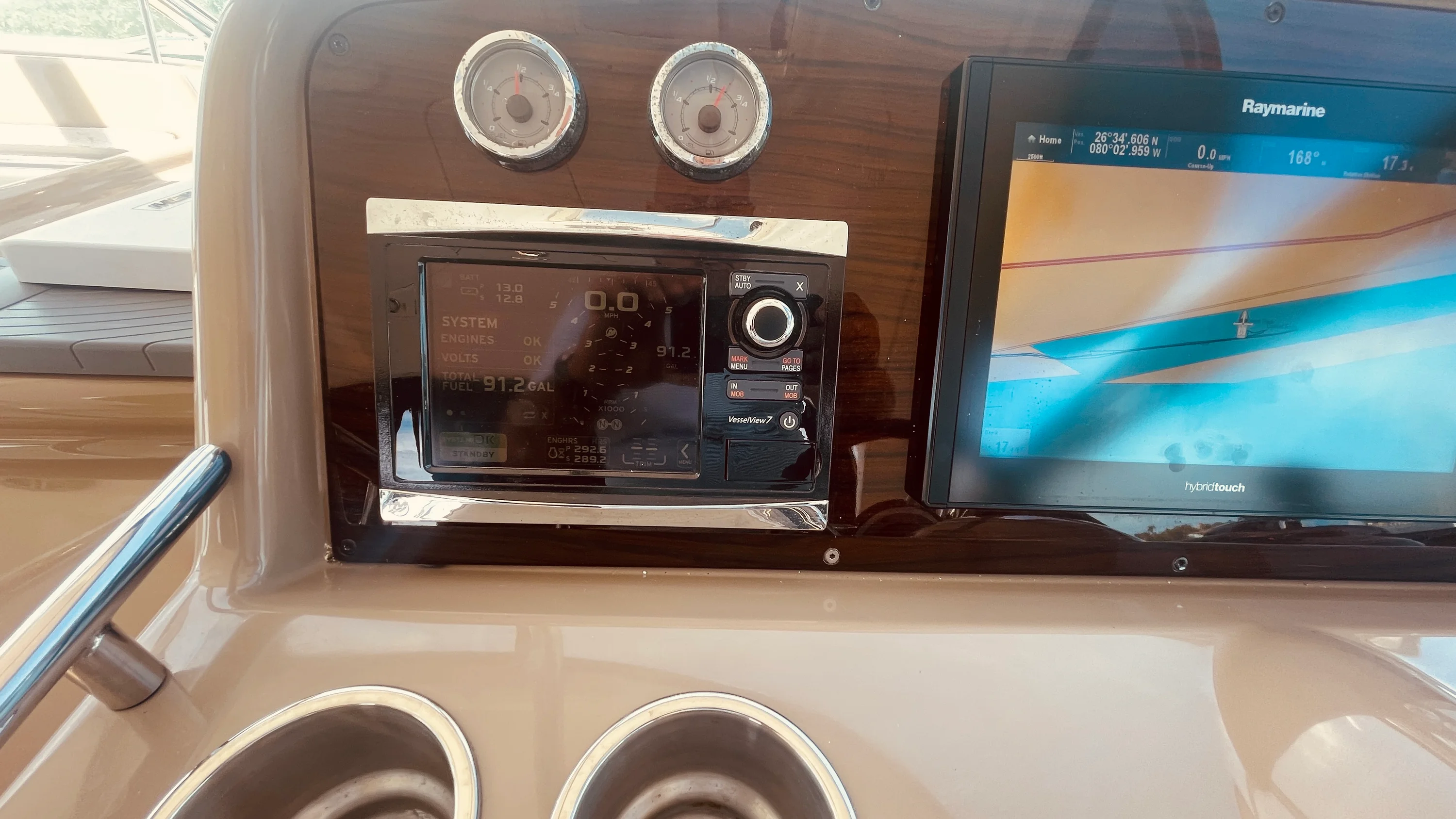 2016 Formula 37 PERFORMANCE CRUISER Image Thumbnail #19