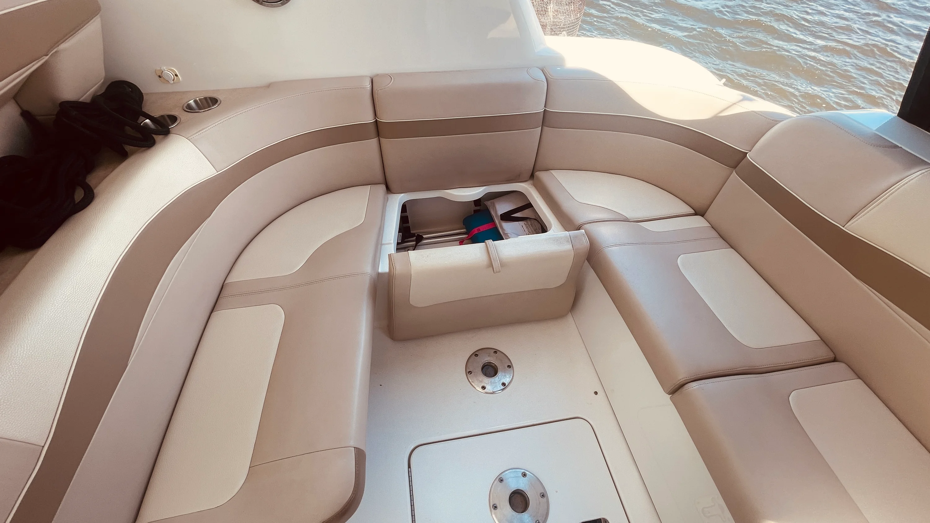 2016 Formula 37 PERFORMANCE CRUISER Image Thumbnail #27