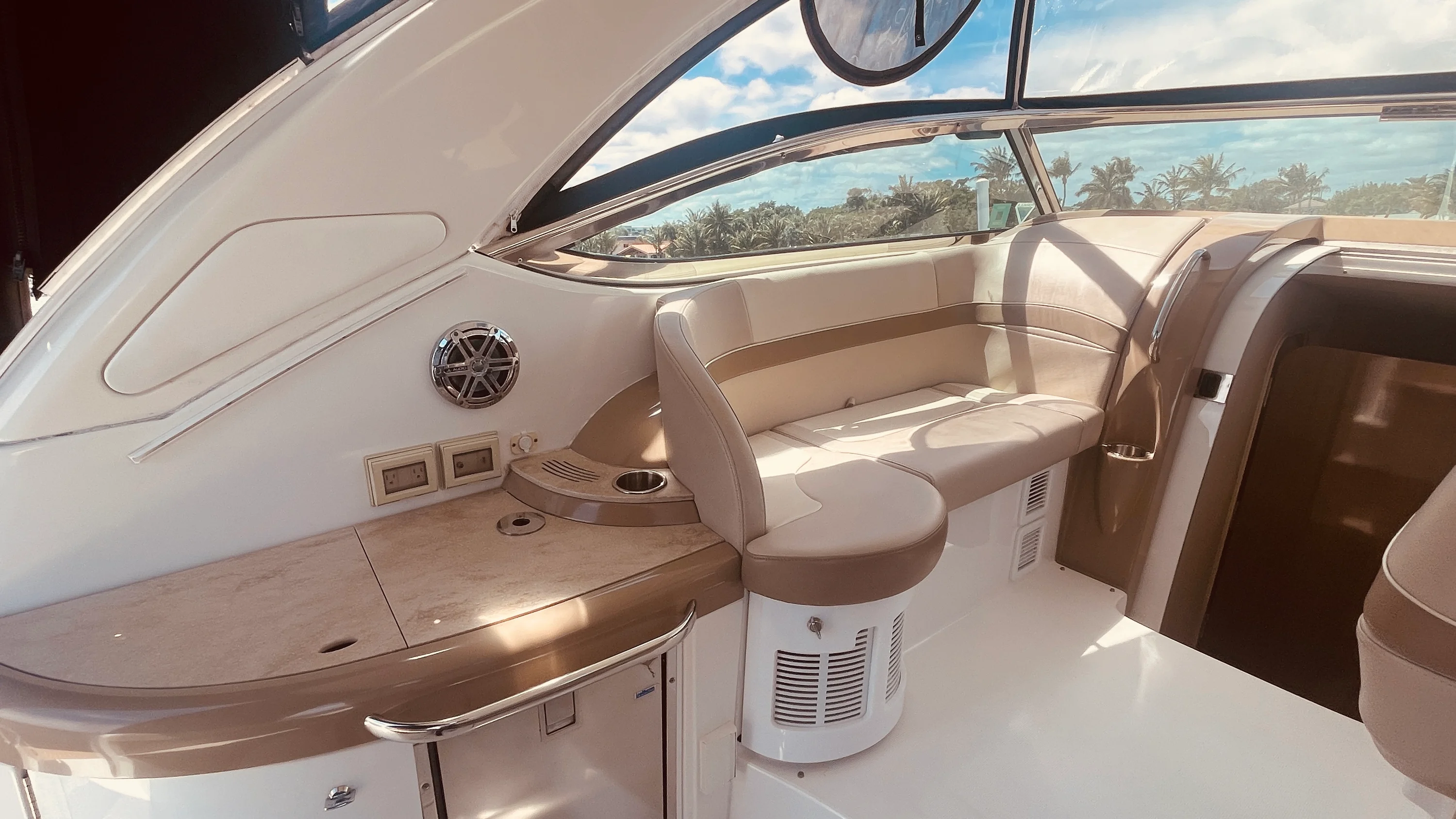 2016 Formula 37 PERFORMANCE CRUISER Image Thumbnail #21