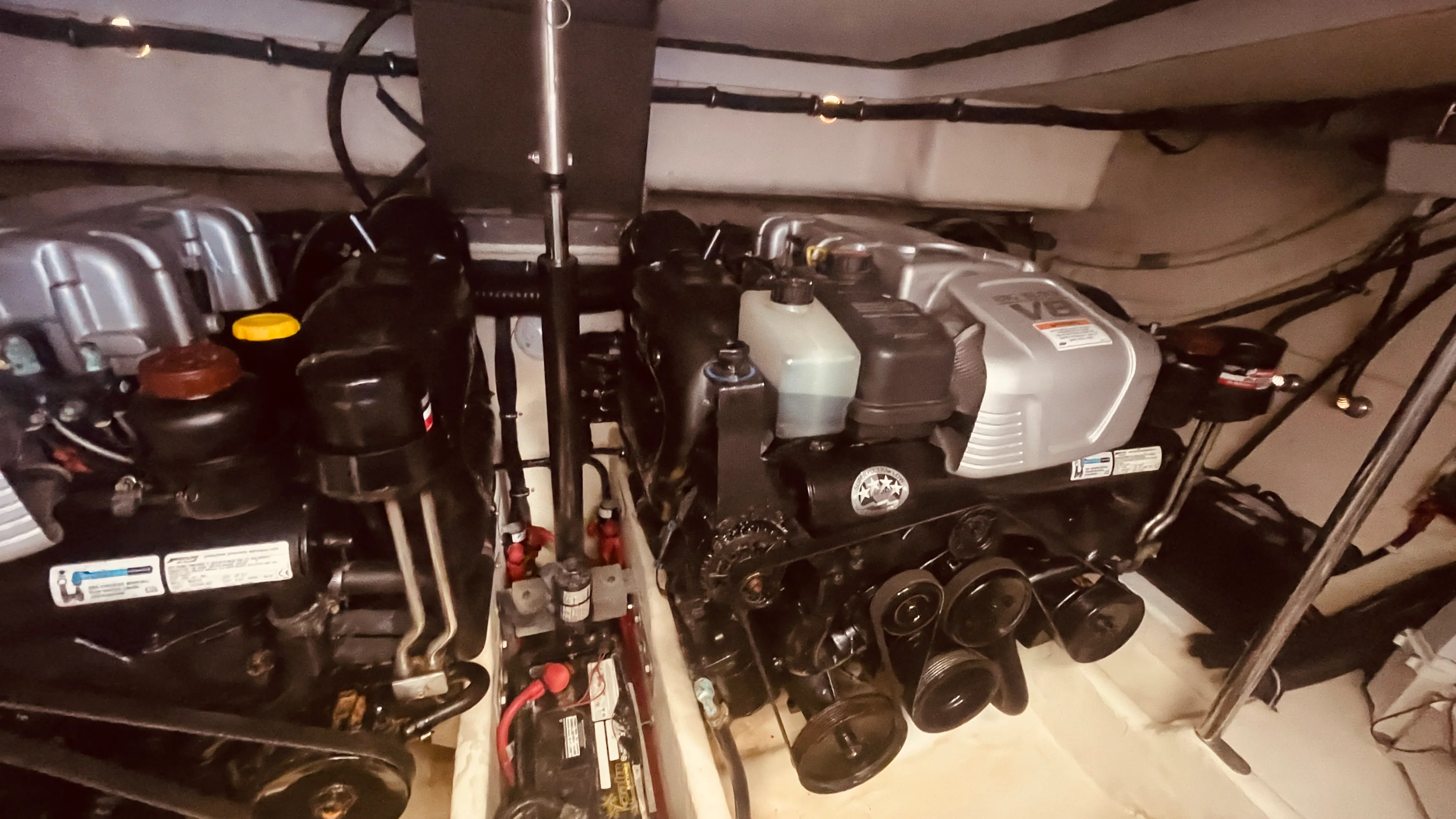 2016 Formula 37 PERFORMANCE CRUISER Image Thumbnail #52