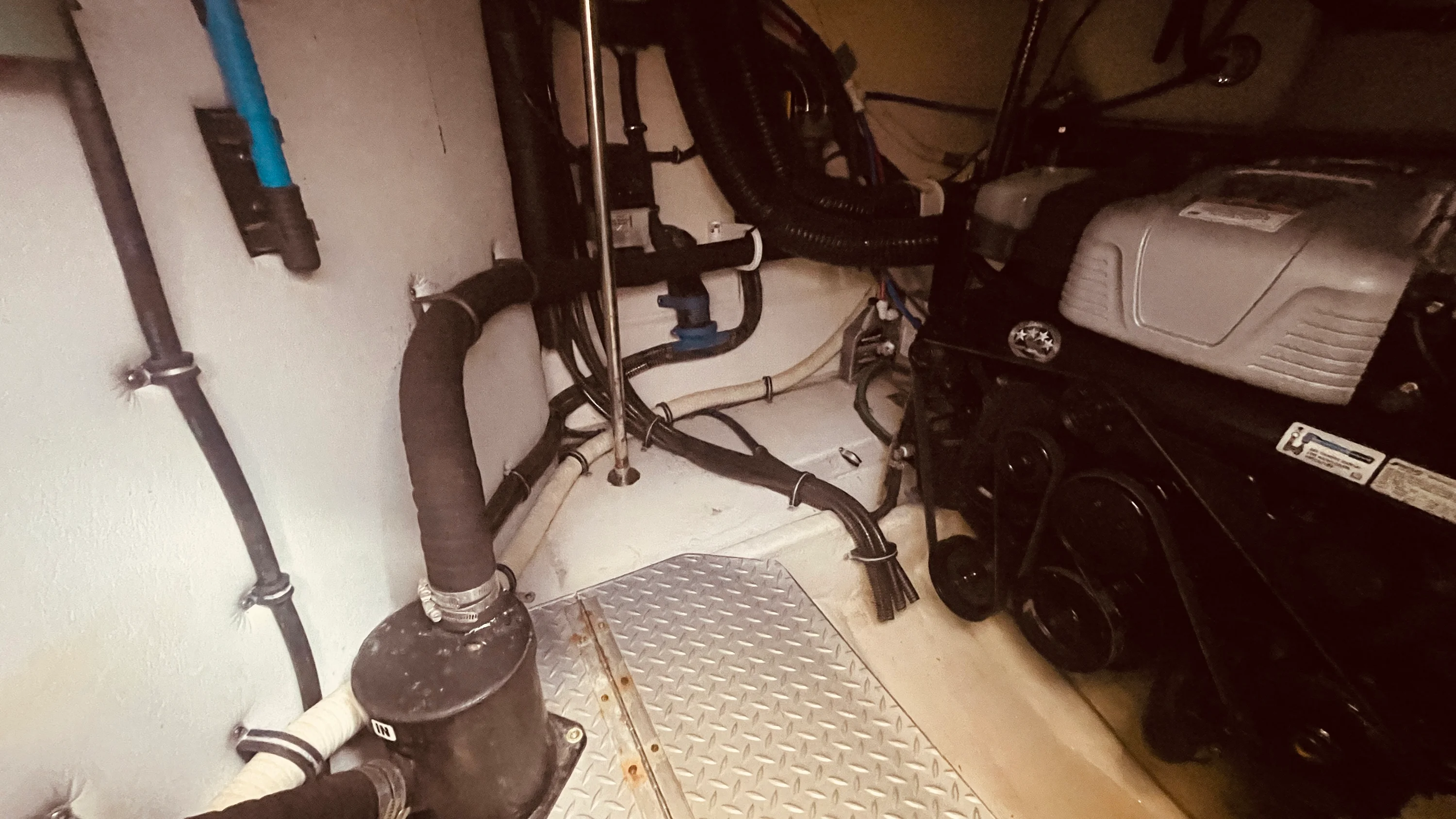 2016 Formula 37 PERFORMANCE CRUISER Image Thumbnail #56