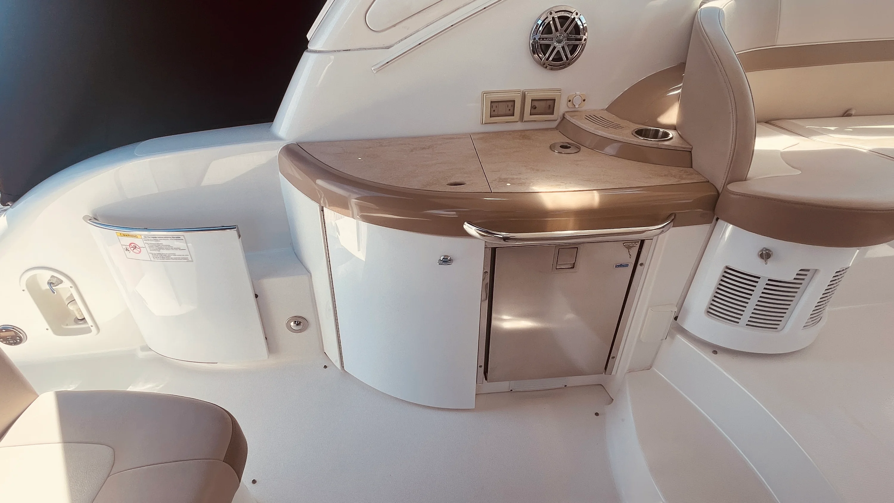 2016 Formula 37 PERFORMANCE CRUISER Image Thumbnail #22