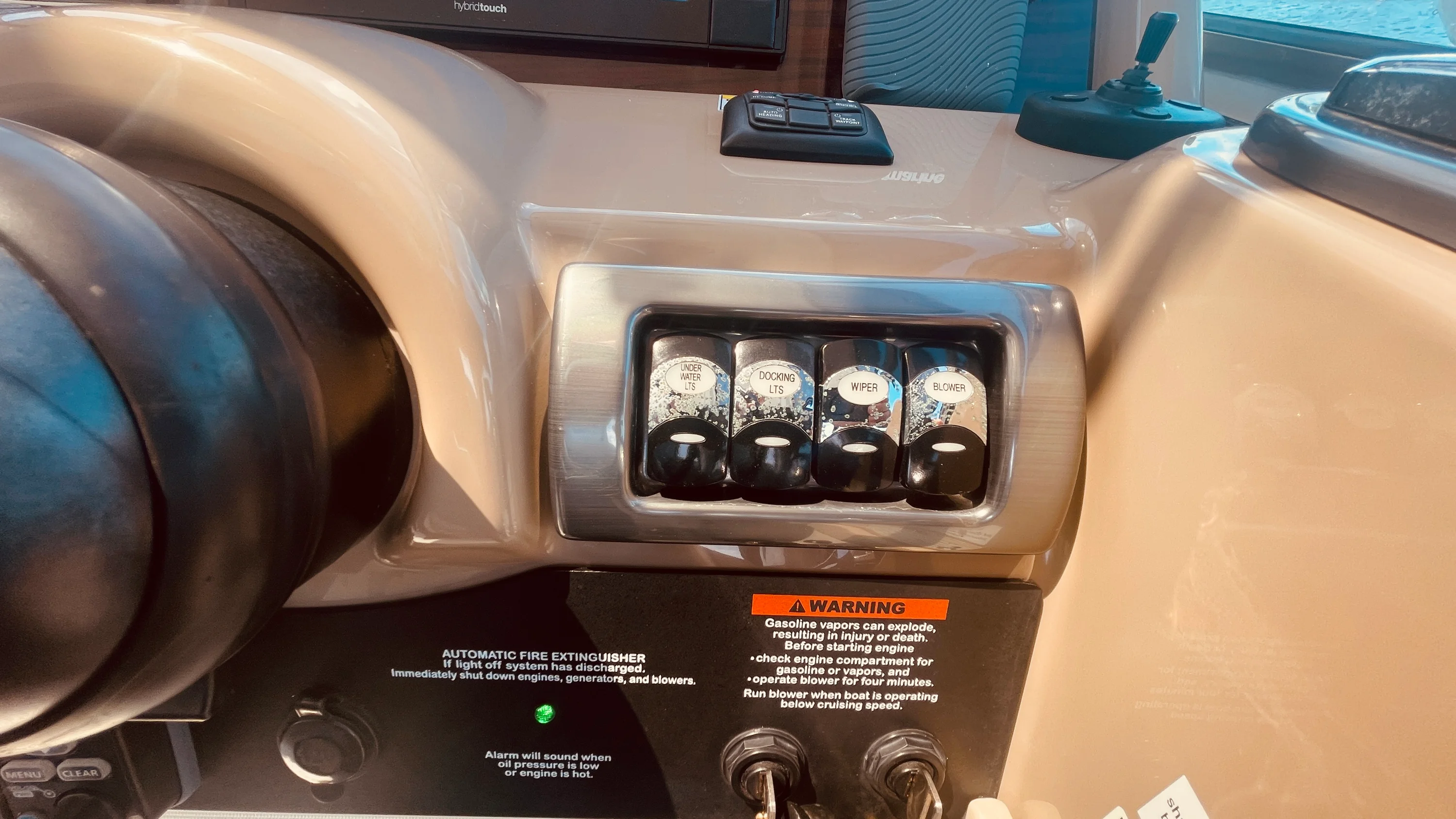 2016 Formula 37 PERFORMANCE CRUISER Image Thumbnail #15