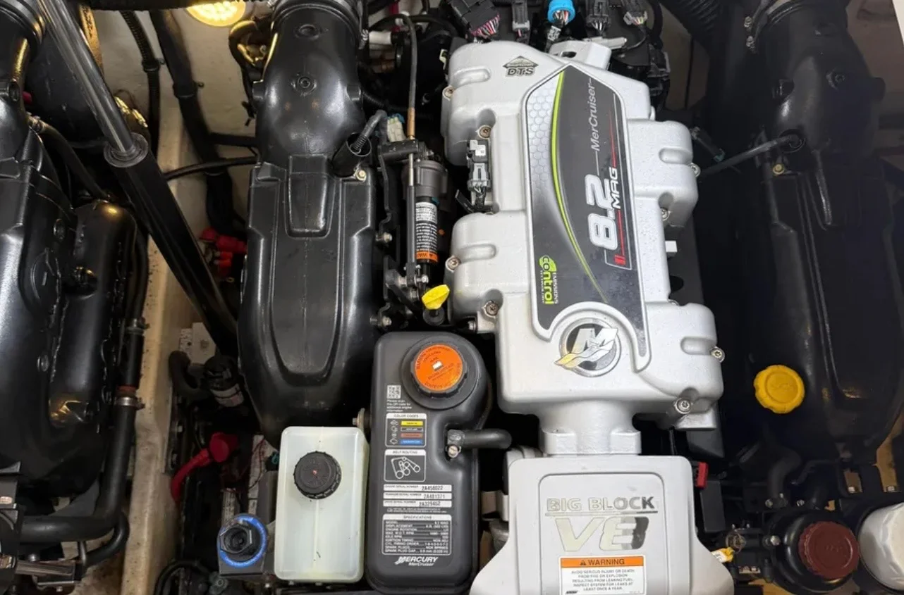 2016 Formula 37 PERFORMANCE CRUISER Image Thumbnail #54