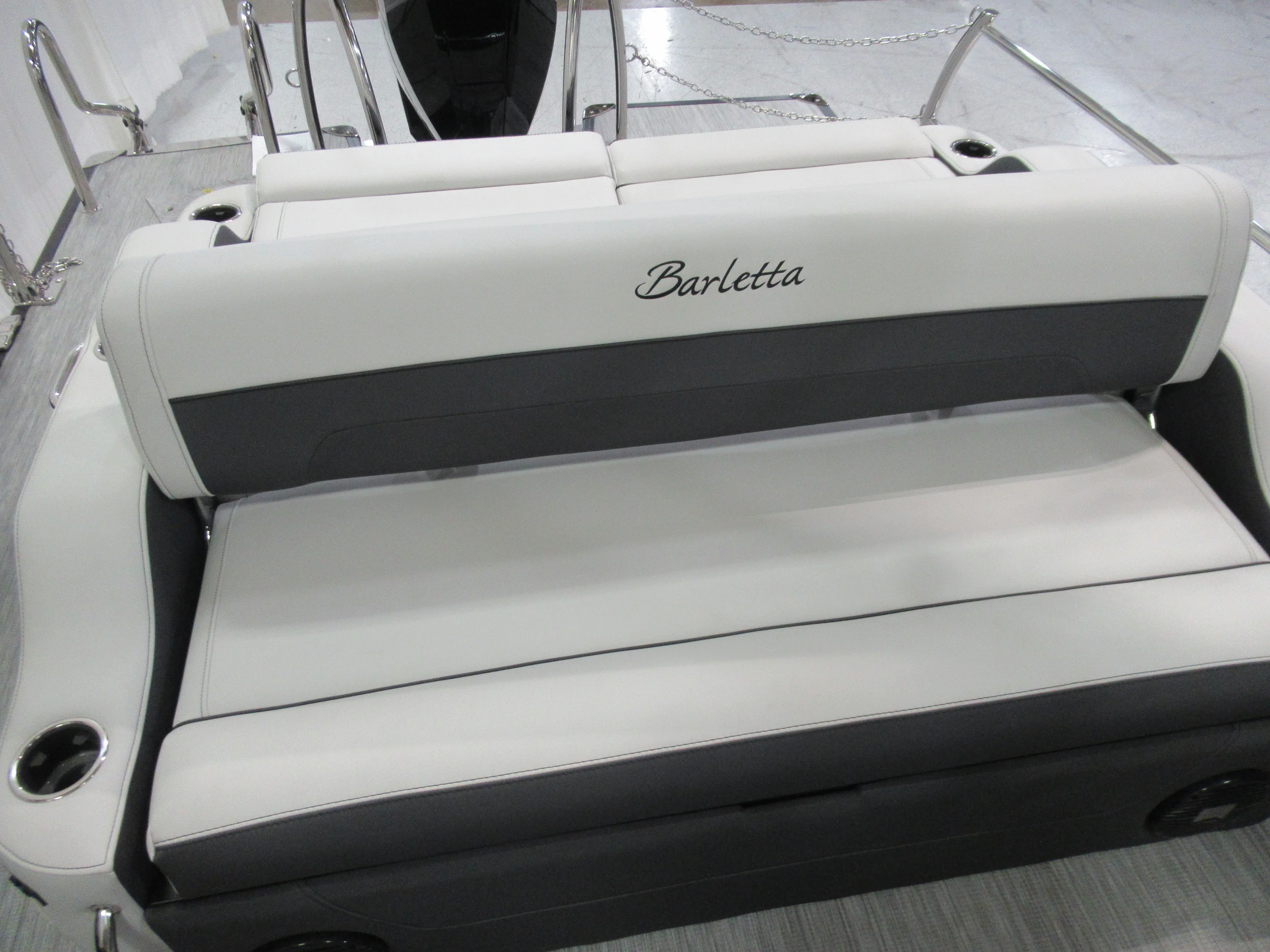 2021 Barletta CORSA 23UC TRITOON Image Thumbnail #5