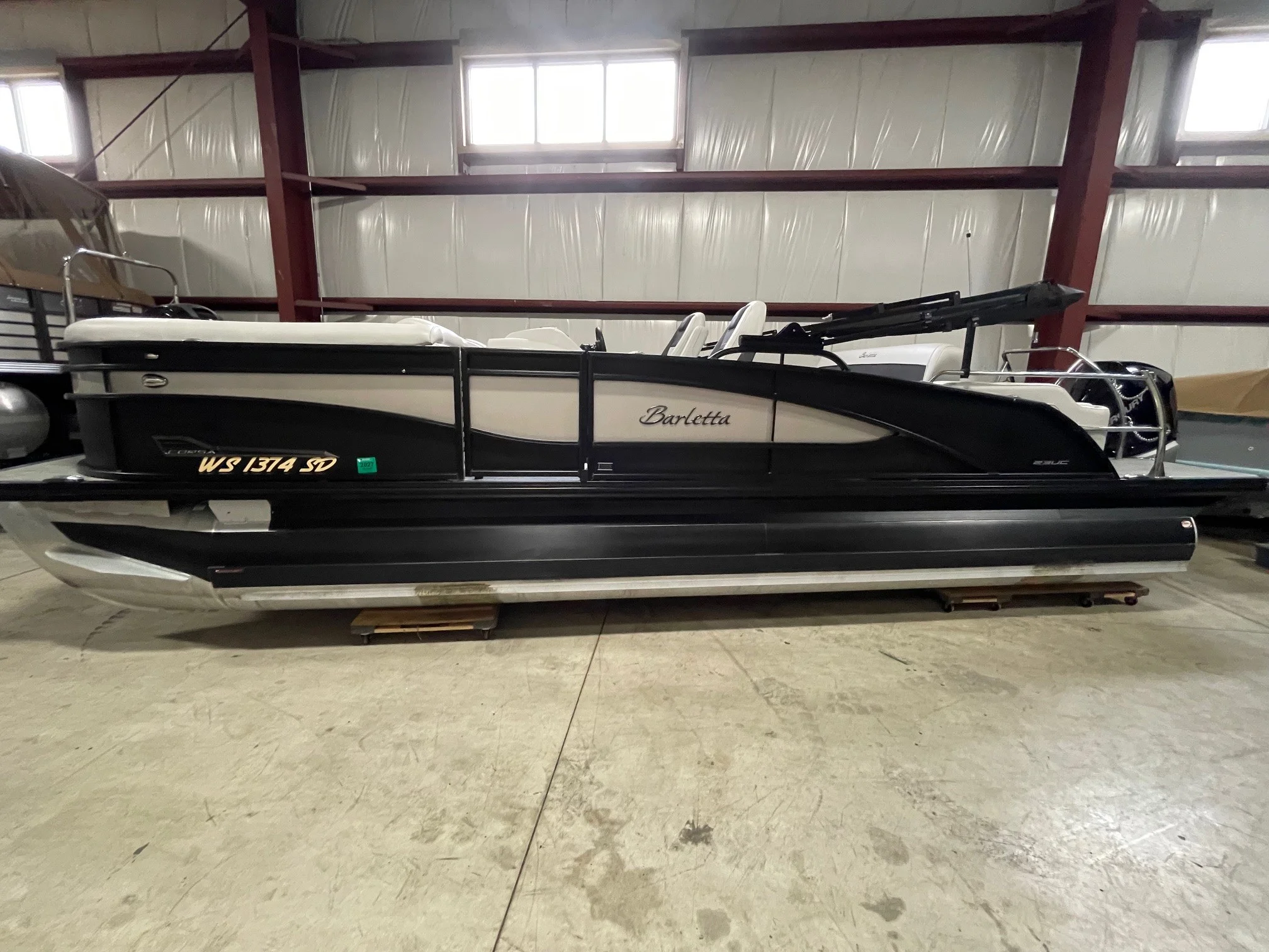 2021 Barletta CORSA 23UC TRITOON Image Thumbnail #6