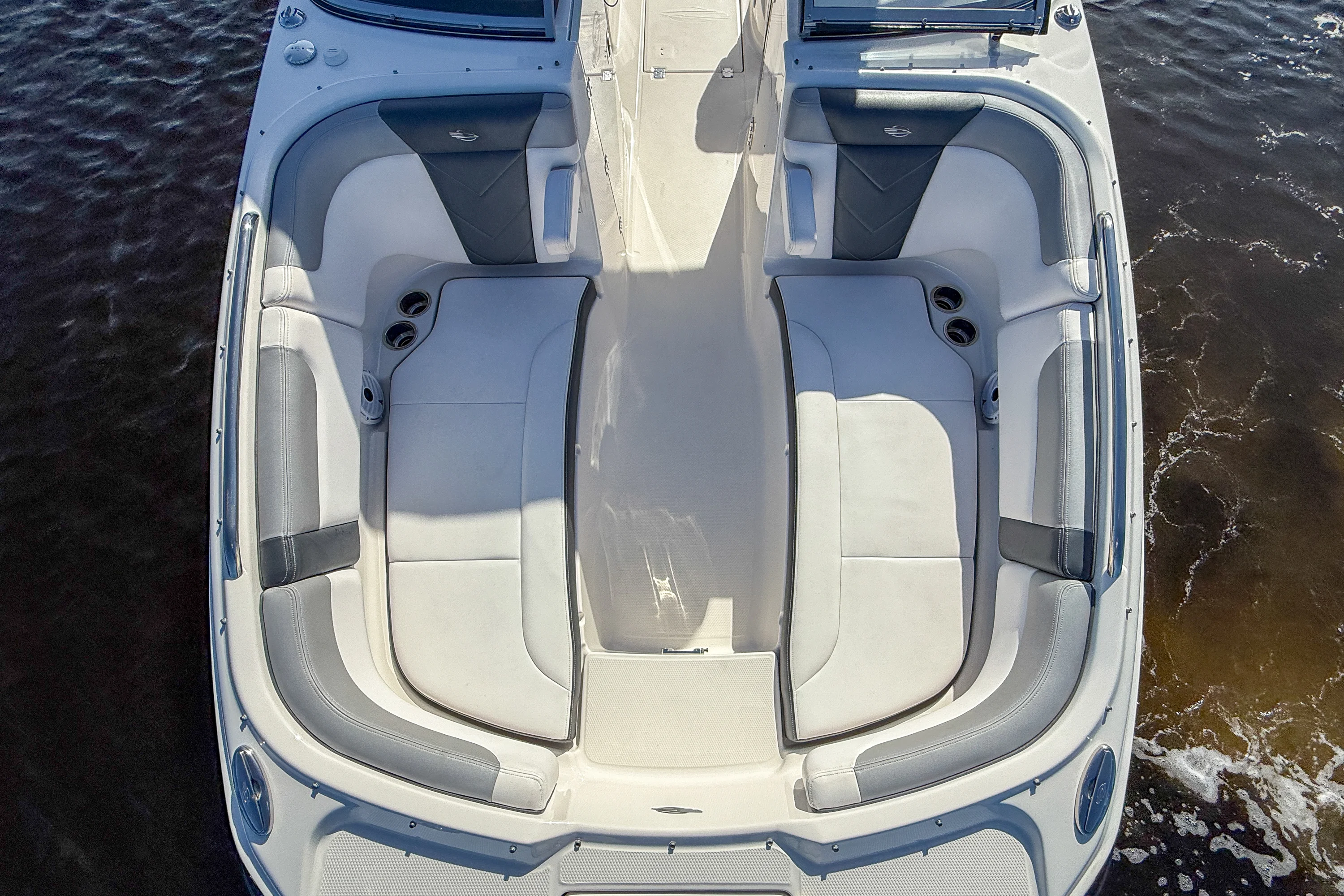 2019 Chaparral SUNCOAST 250 Image Thumbnail #17