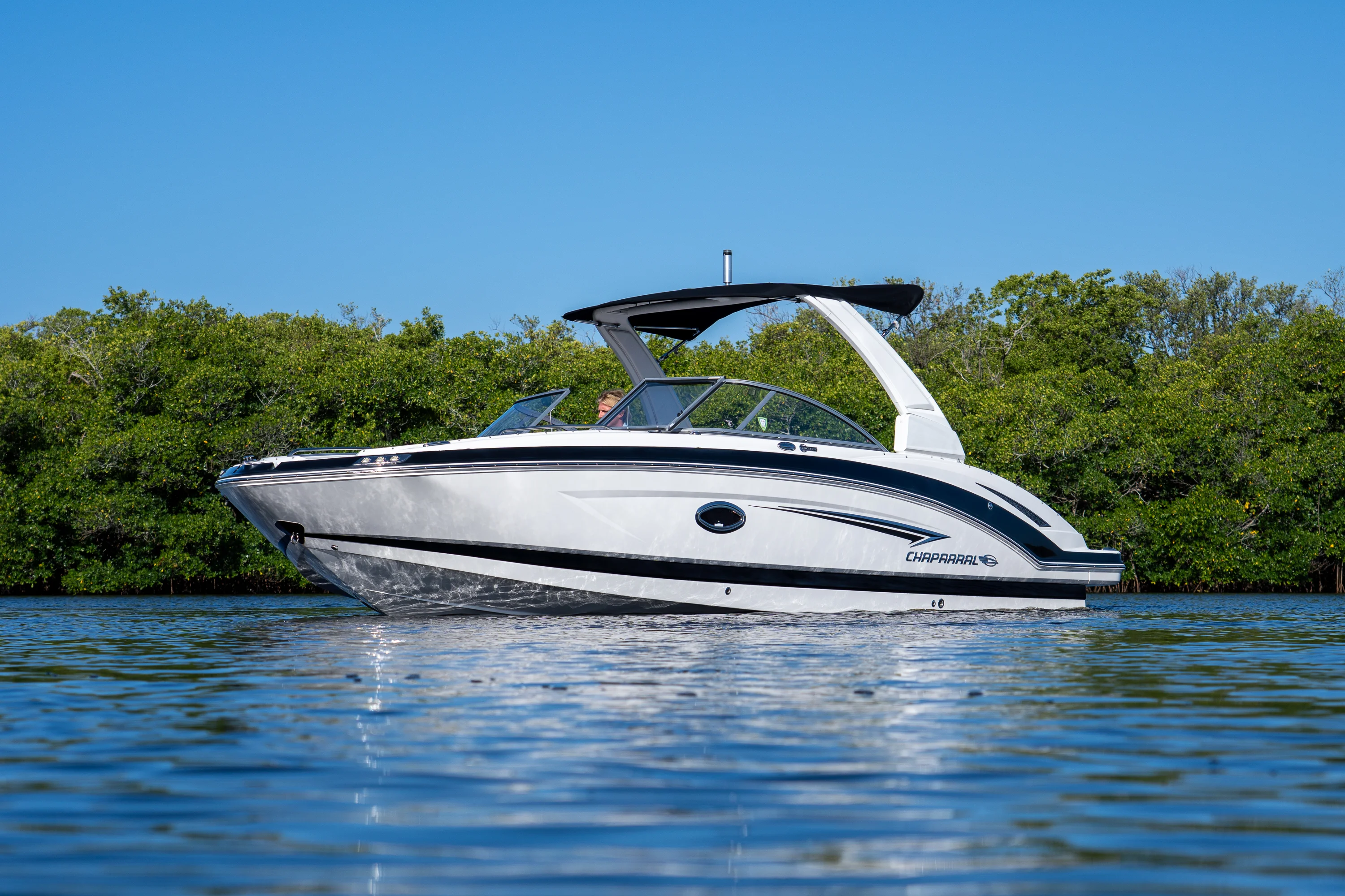 2019 Chaparral SUNCOAST 250 Image Thumbnail #23